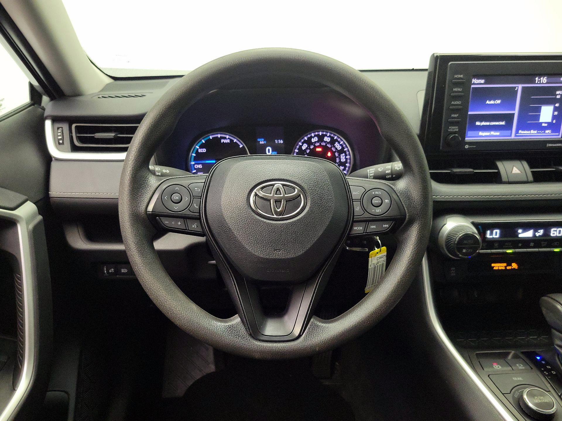 Thumbnail: 2022 Toyota RAV4 - 10