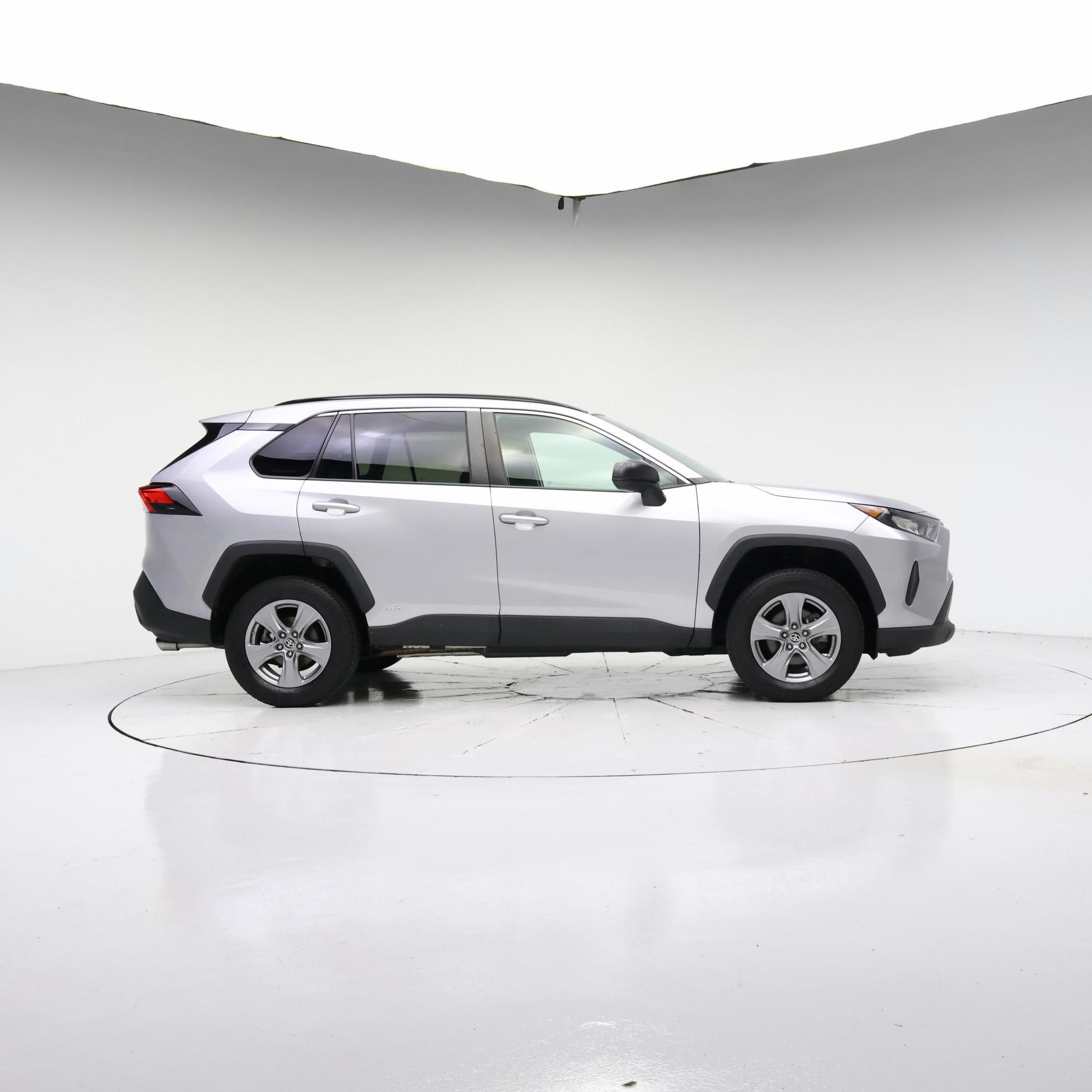 Thumbnail: 2022 Toyota RAV4 - 7
