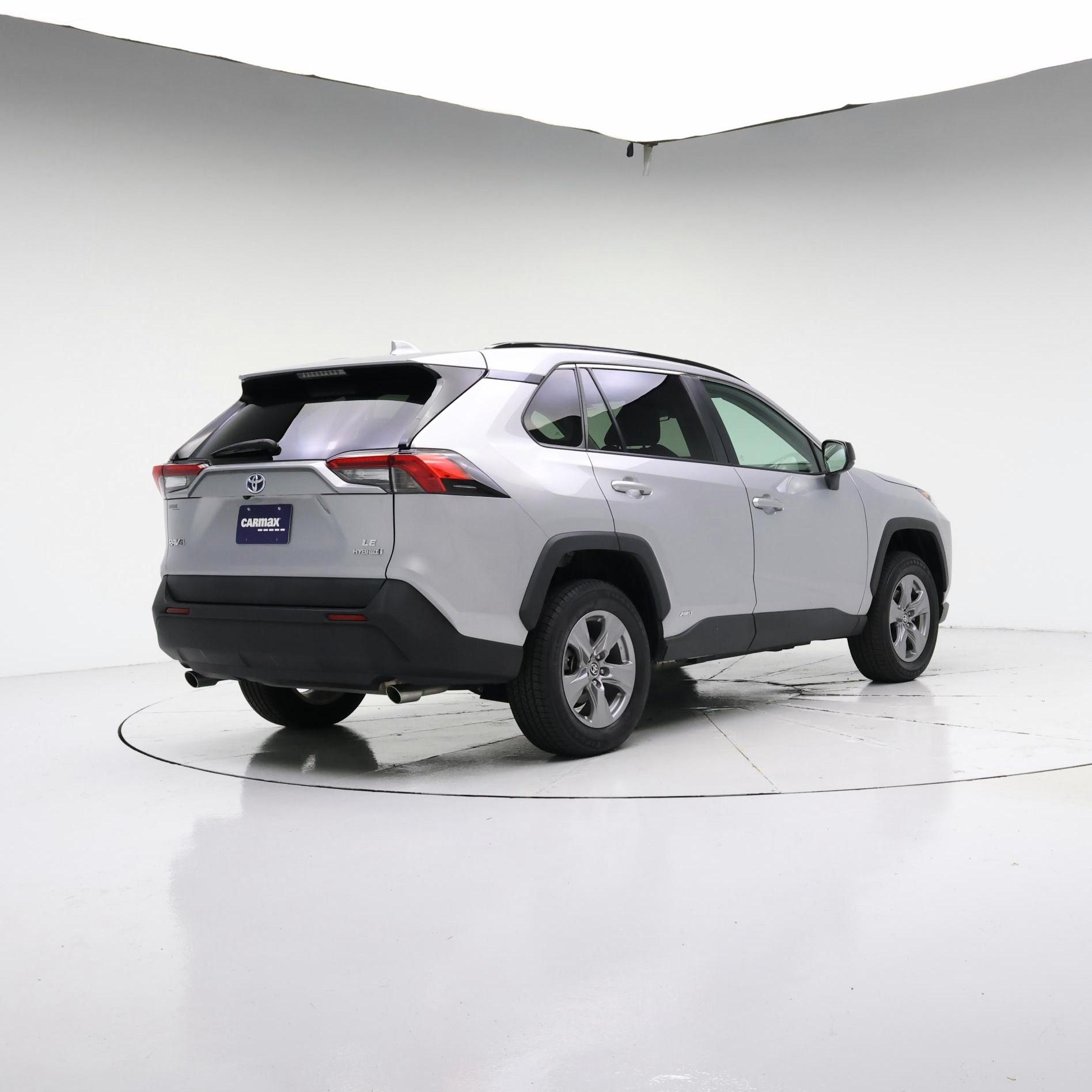 Thumbnail: 2022 Toyota RAV4 - 8