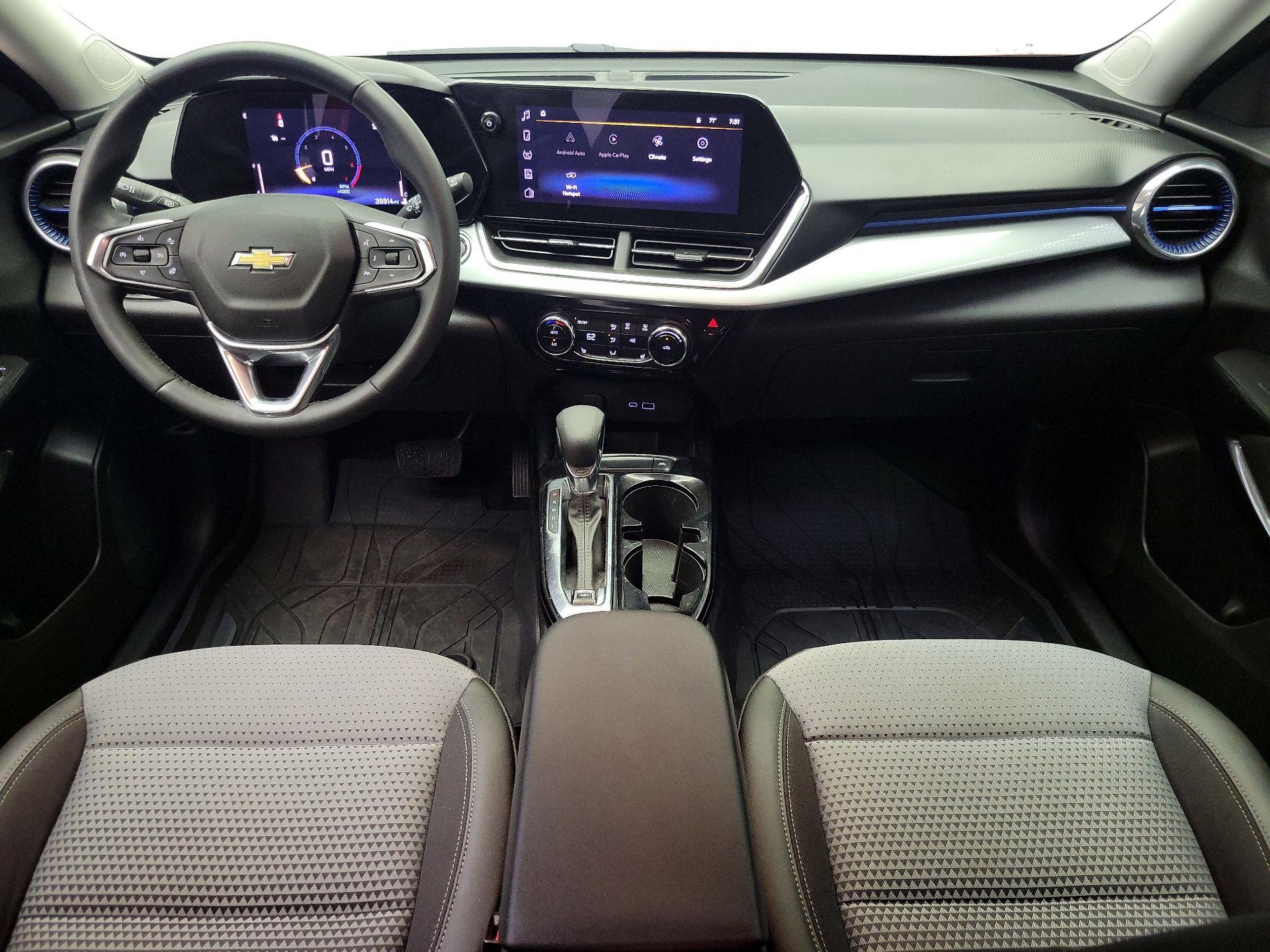 Thumbnail: 2024 Chevrolet Trax - 9