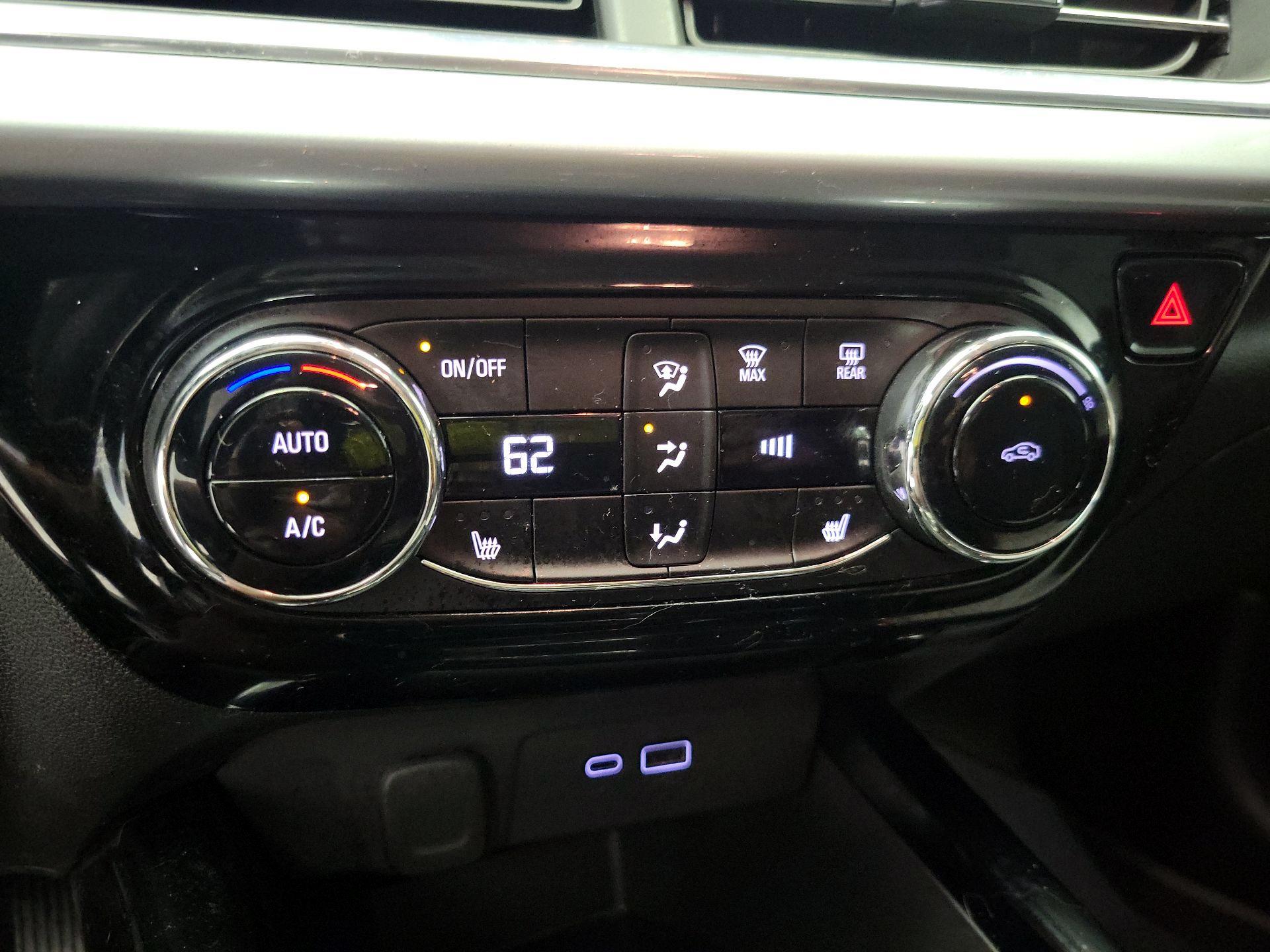 Thumbnail: 2024 Chevrolet Trax - 16