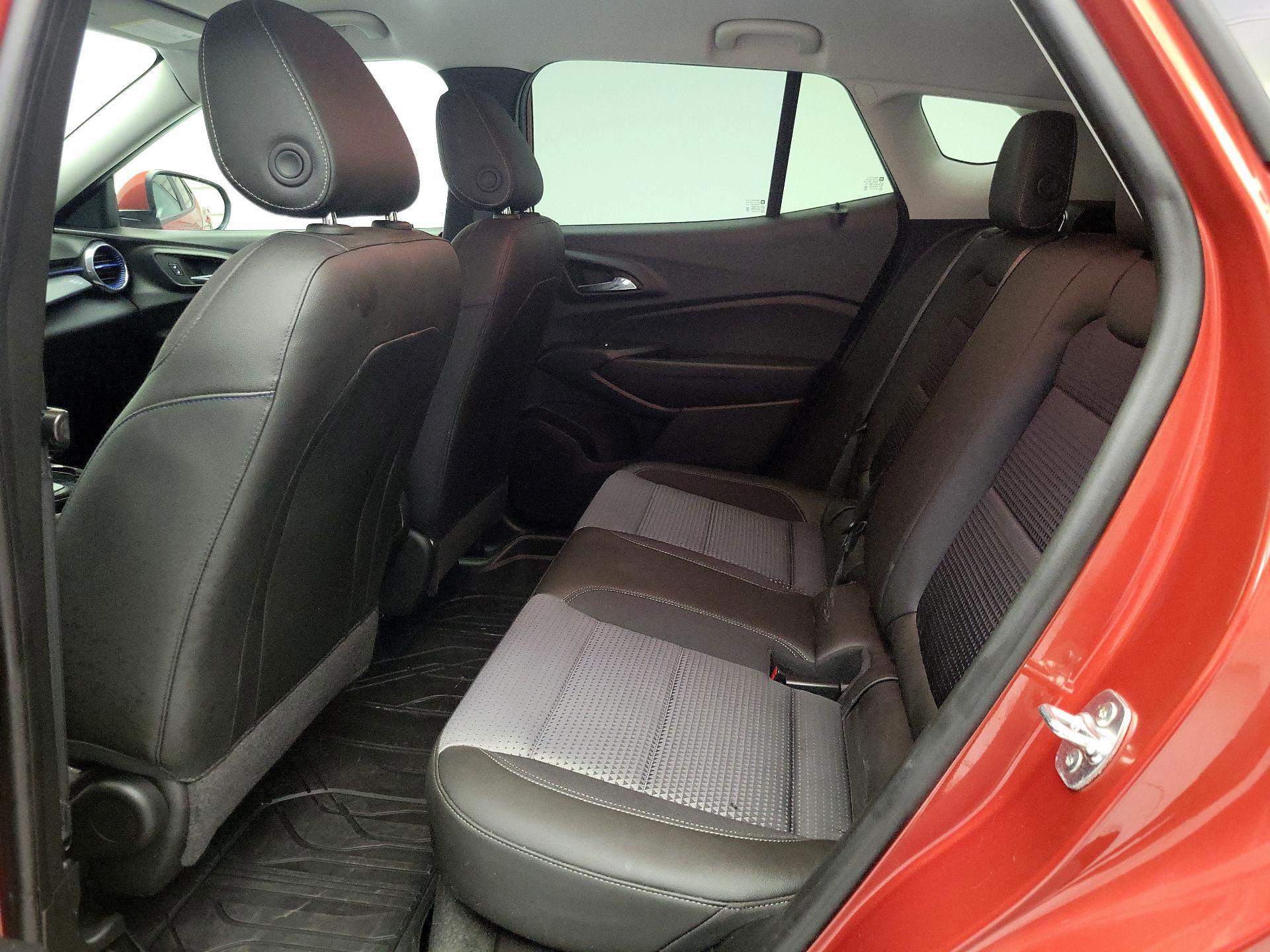 Thumbnail: 2024 Chevrolet Trax - 19