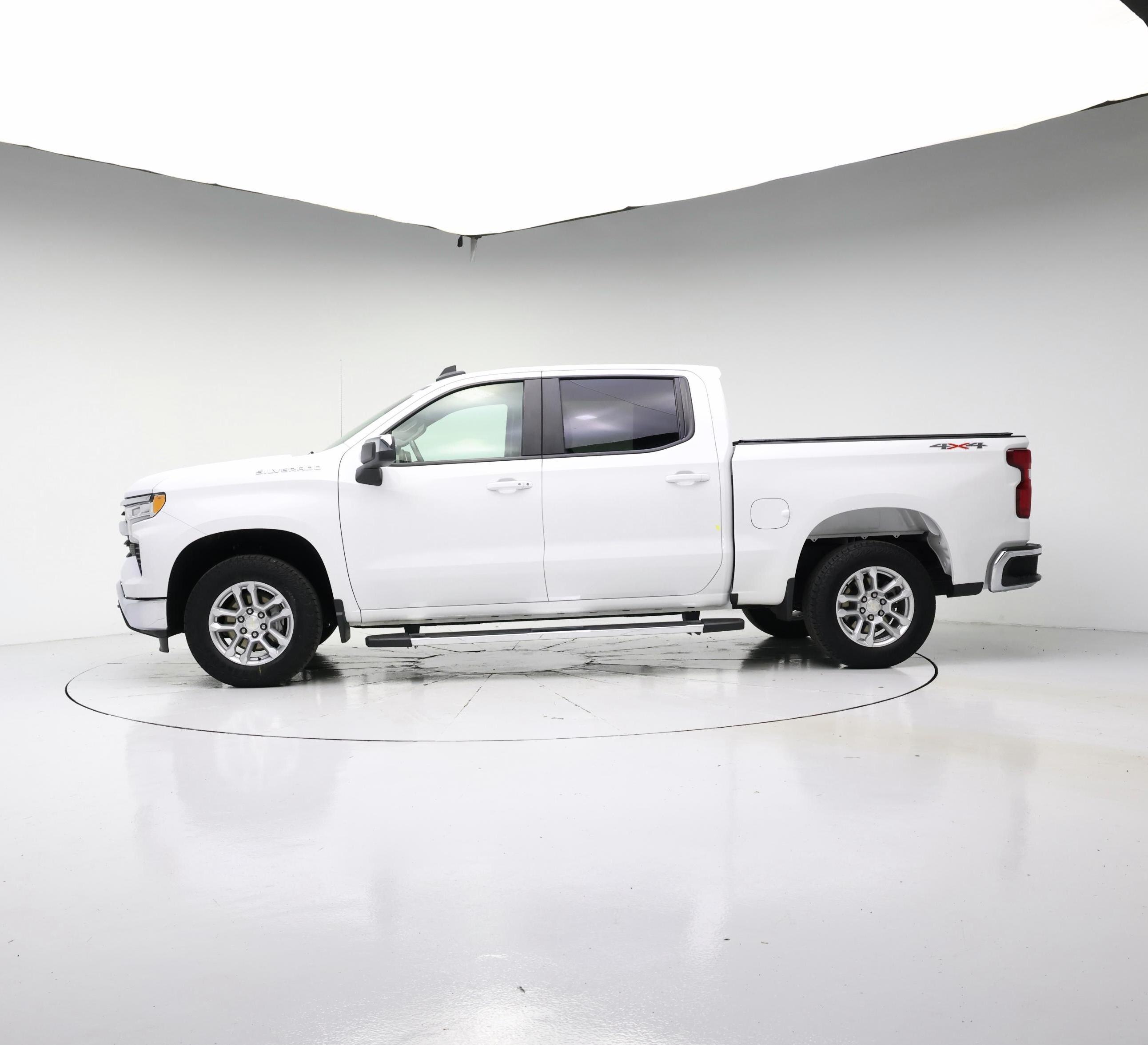 Thumbnail: 2023 Chevrolet Silverado 1500 - 3