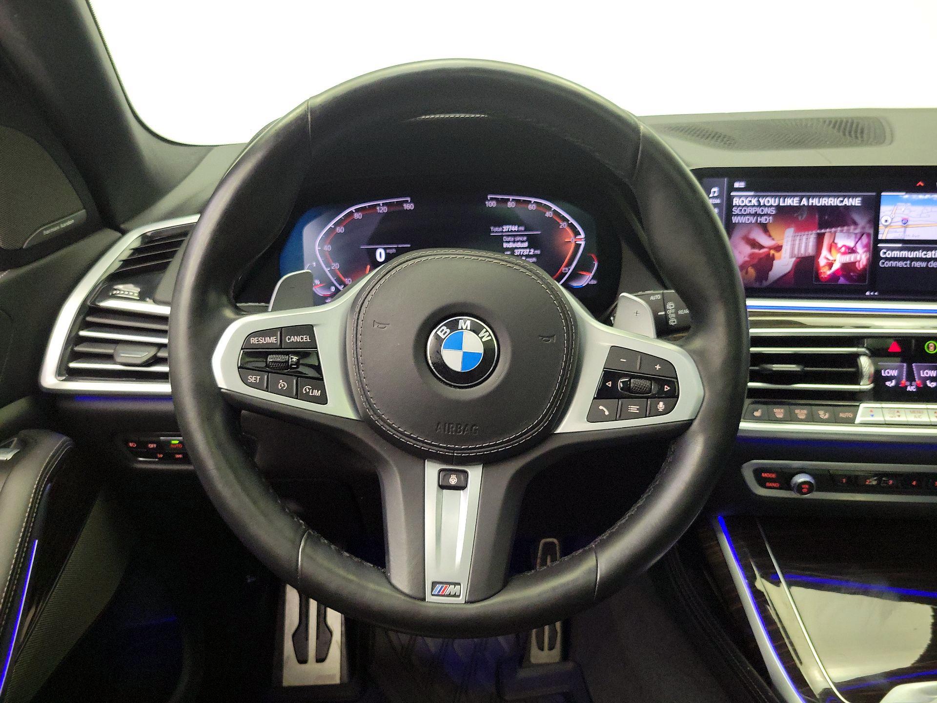 Thumbnail: 2021 BMW X7 - 10