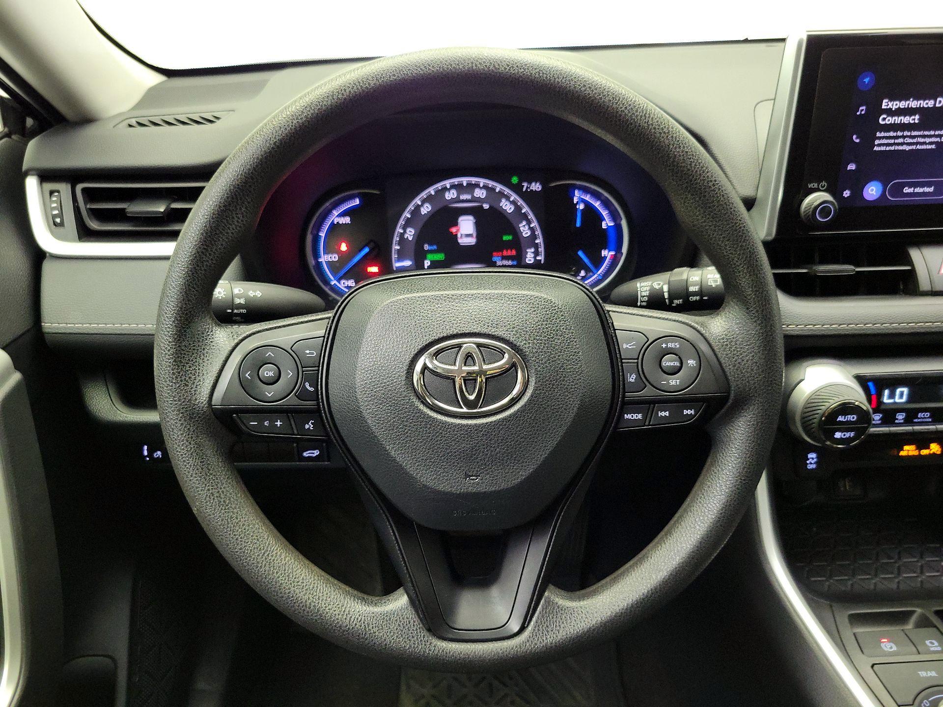 Thumbnail: 2023 Toyota RAV4 - 10