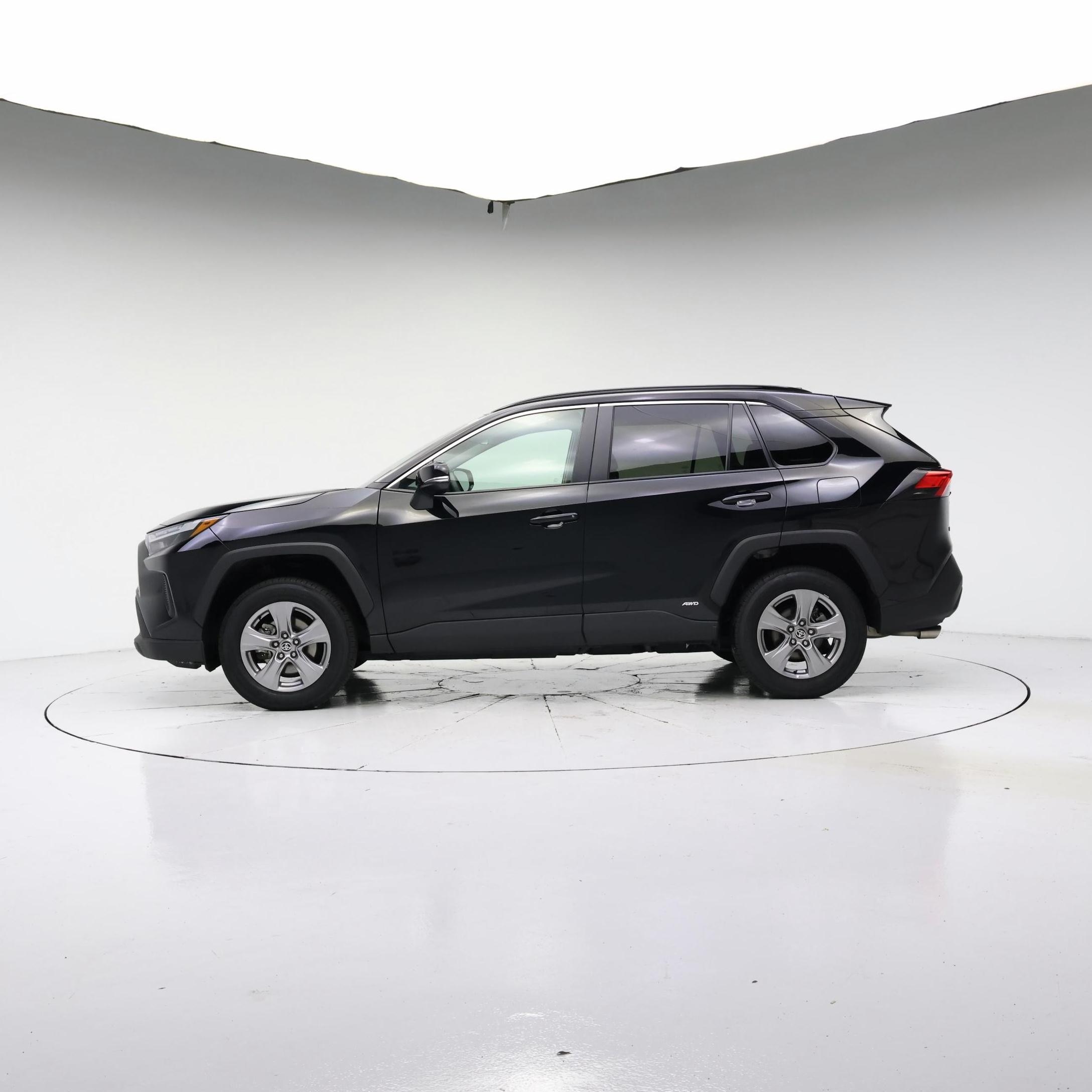 Thumbnail: 2023 Toyota RAV4 - 3
