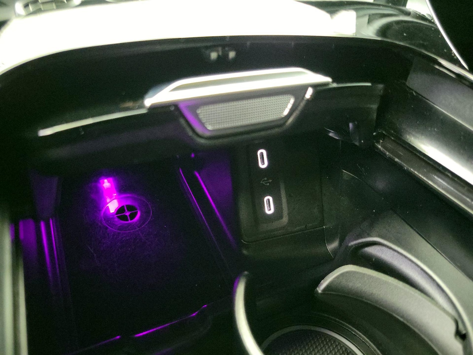 2025 Mercedes-Benz GLC Base - Photo 19