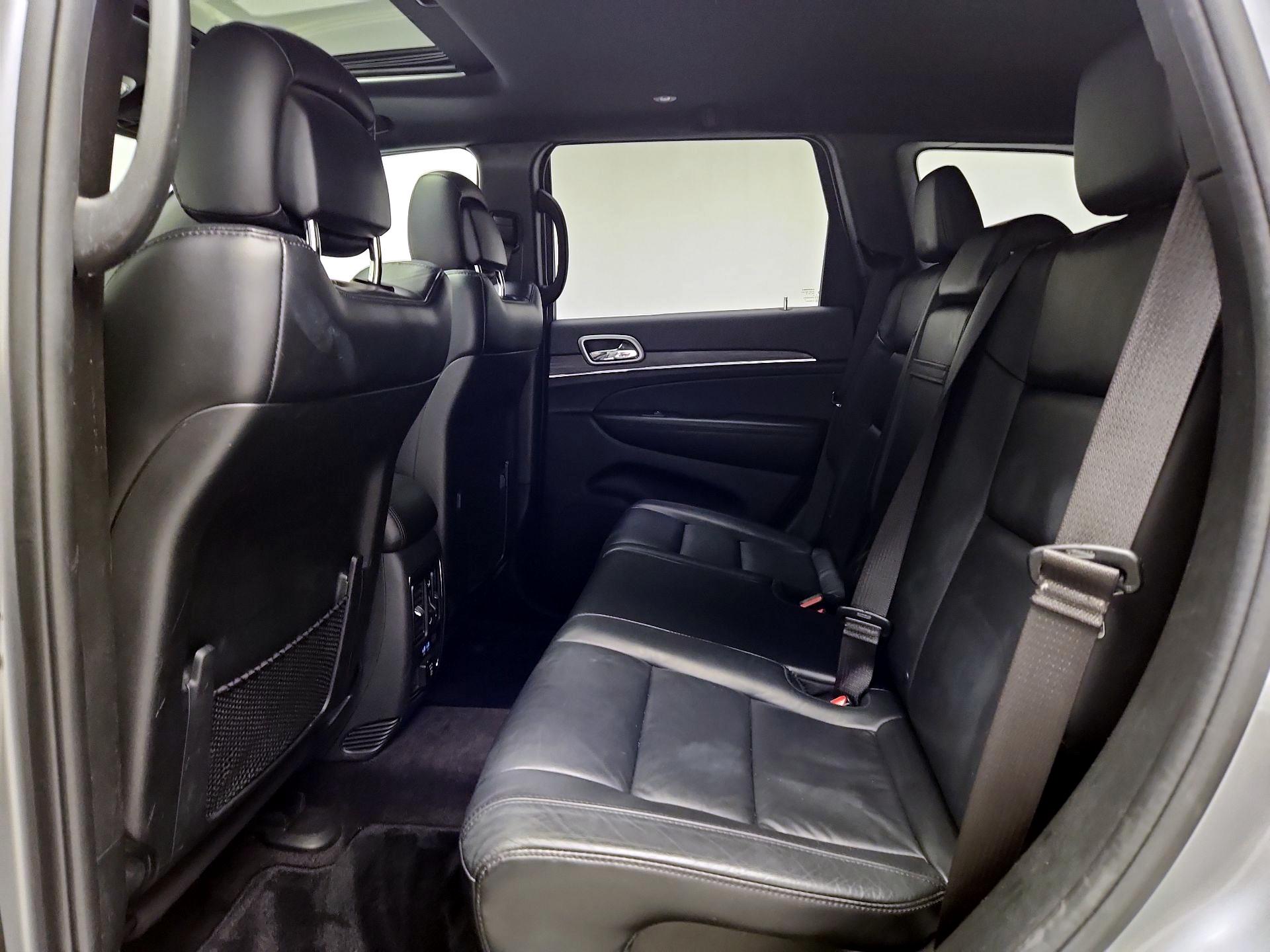 Thumbnail: 2019 Jeep Grand Cherokee - 19