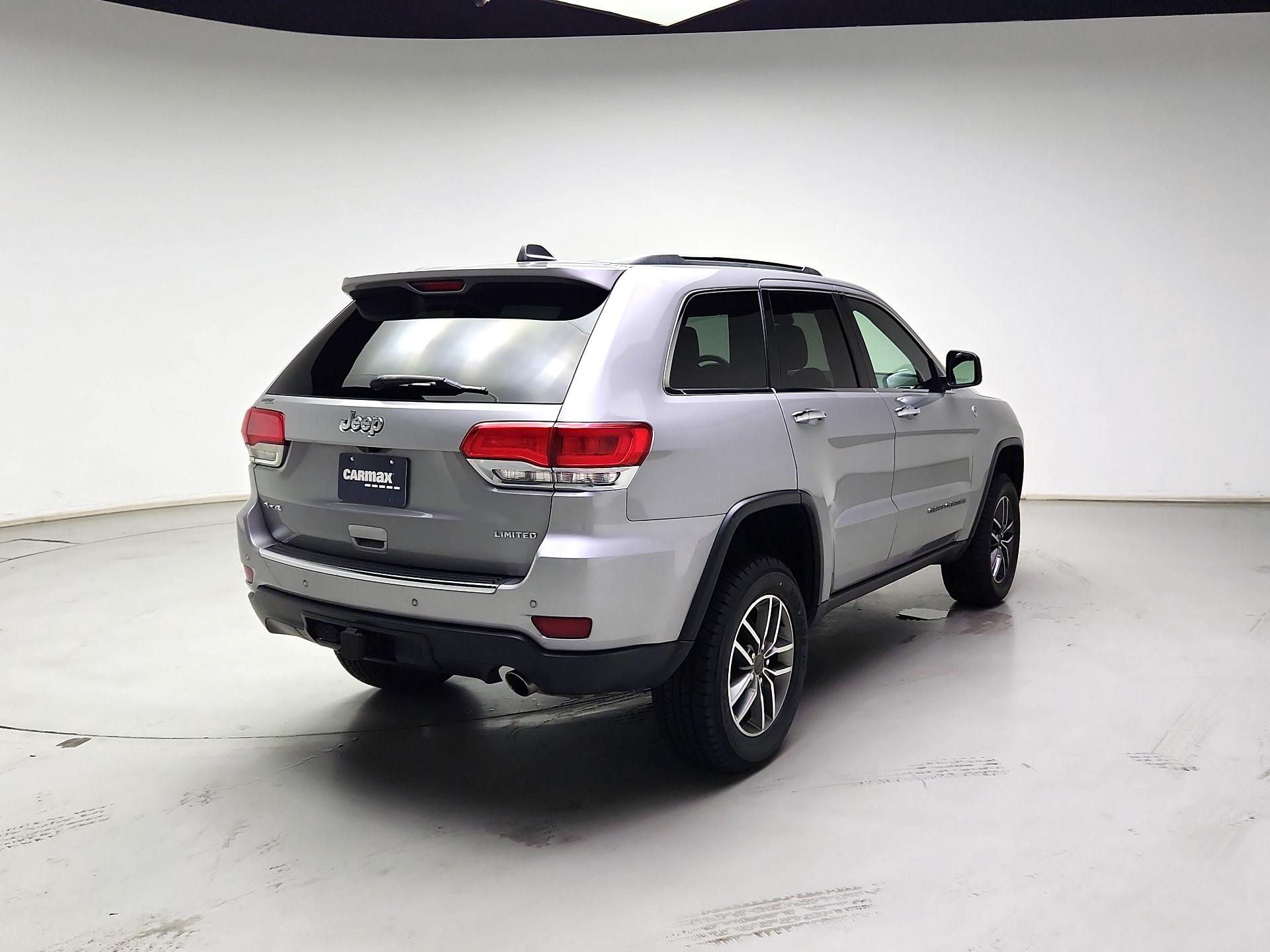 Thumbnail: 2019 Jeep Grand Cherokee - 5