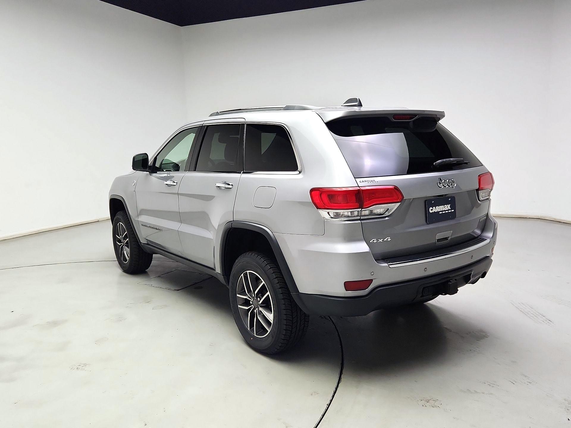 Thumbnail: 2019 Jeep Grand Cherokee - 7