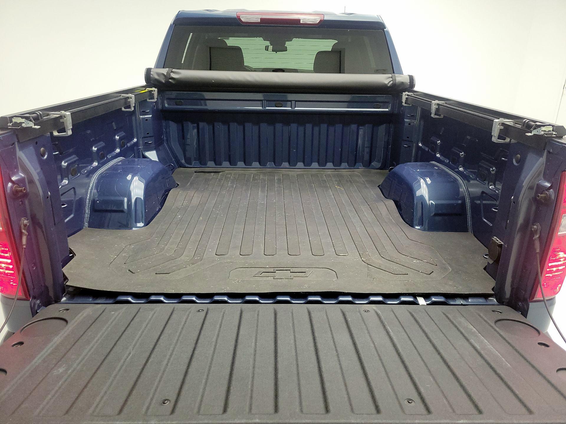 Thumbnail: 2024 Chevrolet Silverado 1500 - 18