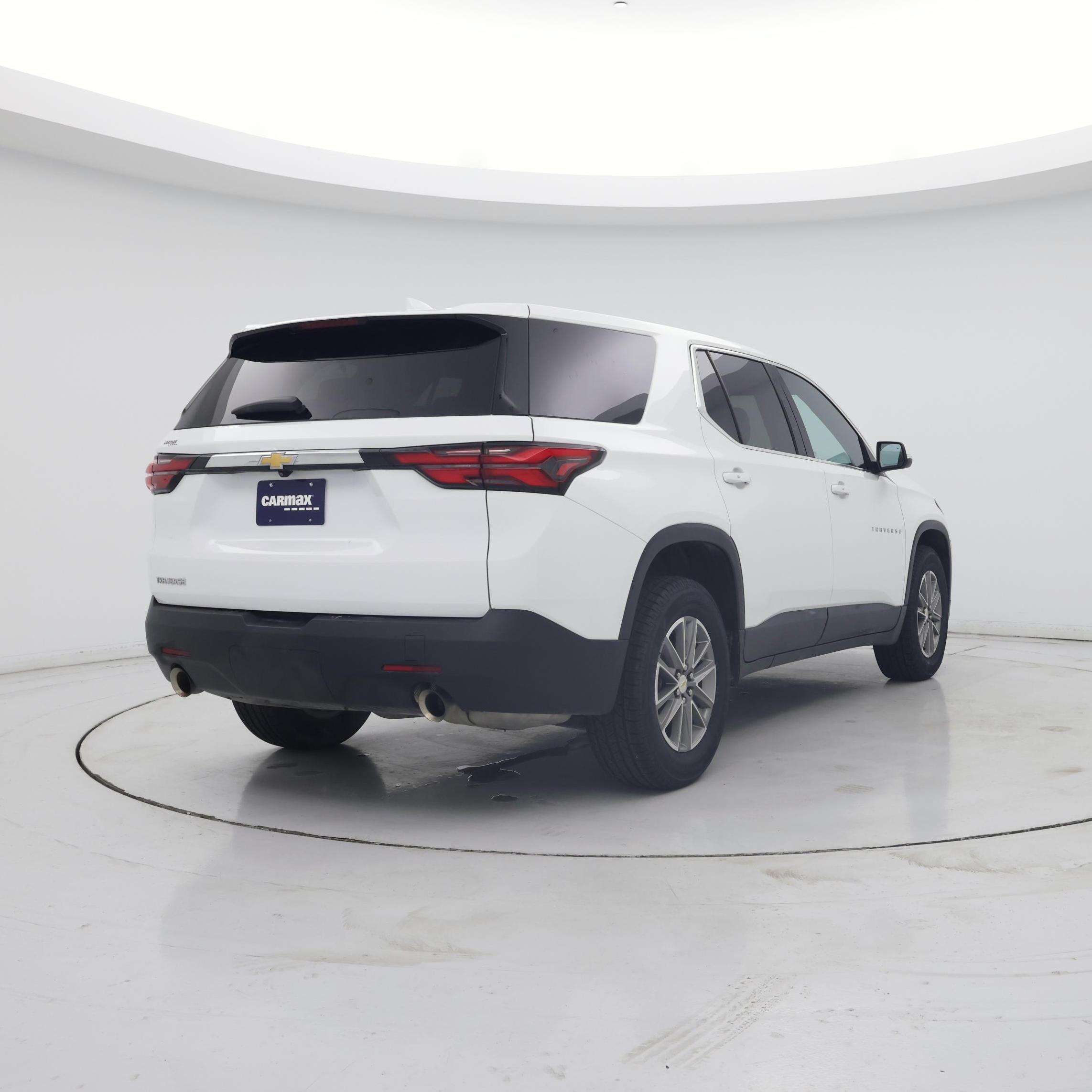 Thumbnail: 2023 Chevrolet Traverse - 8