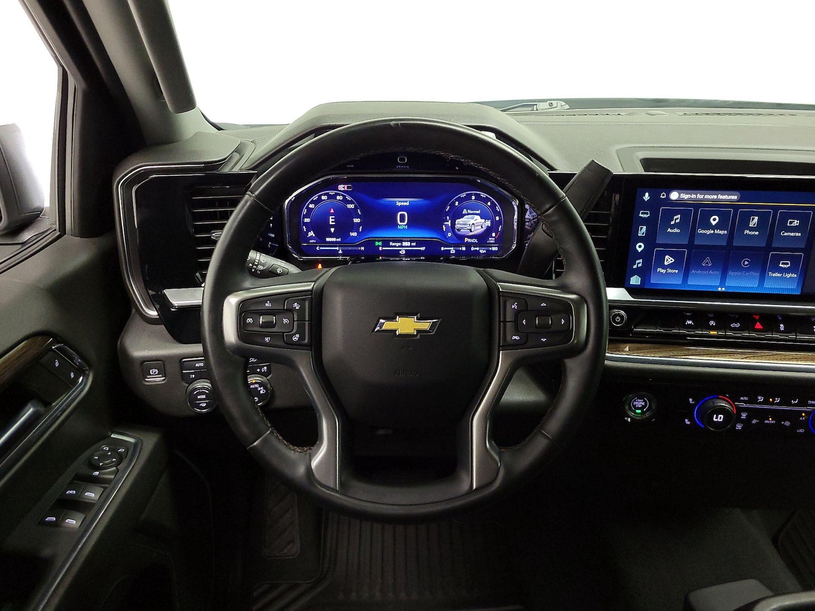 2024 Chevrolet Silverado 1500 LT - Photo 11