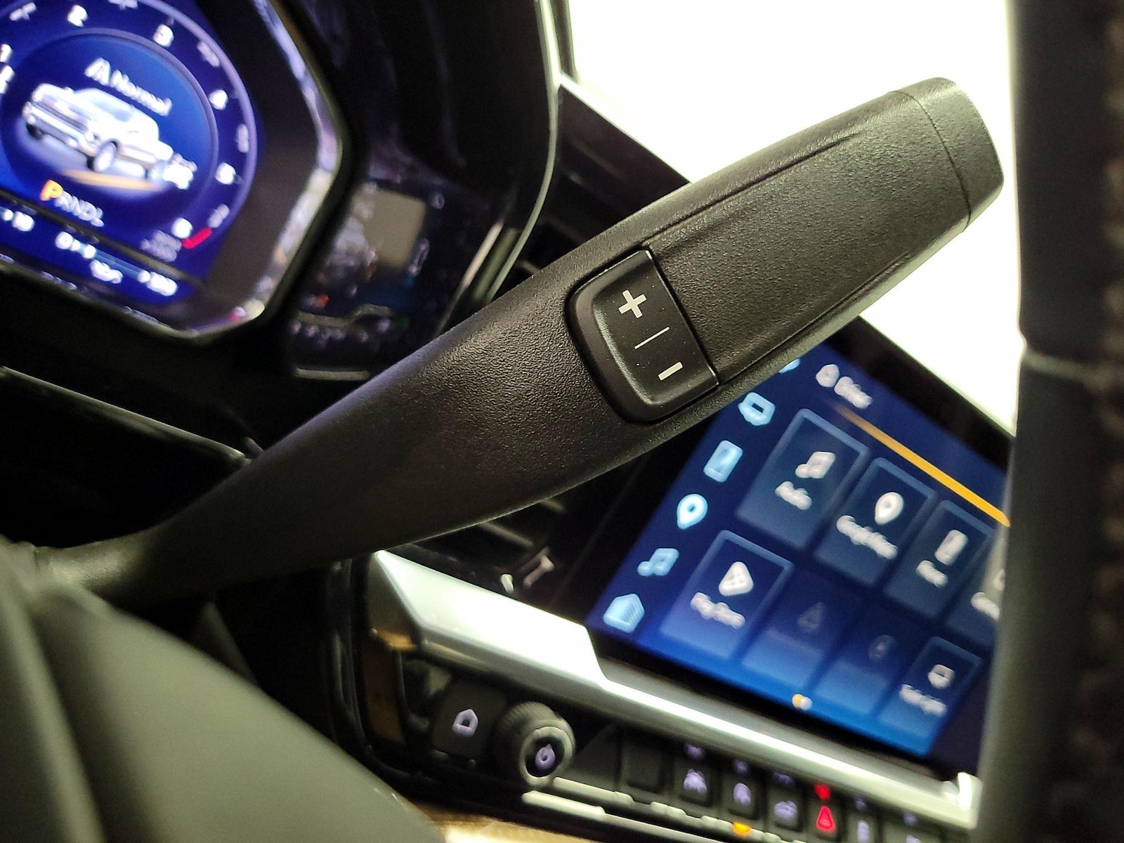 2024 Chevrolet Silverado 1500 LT - Photo 17