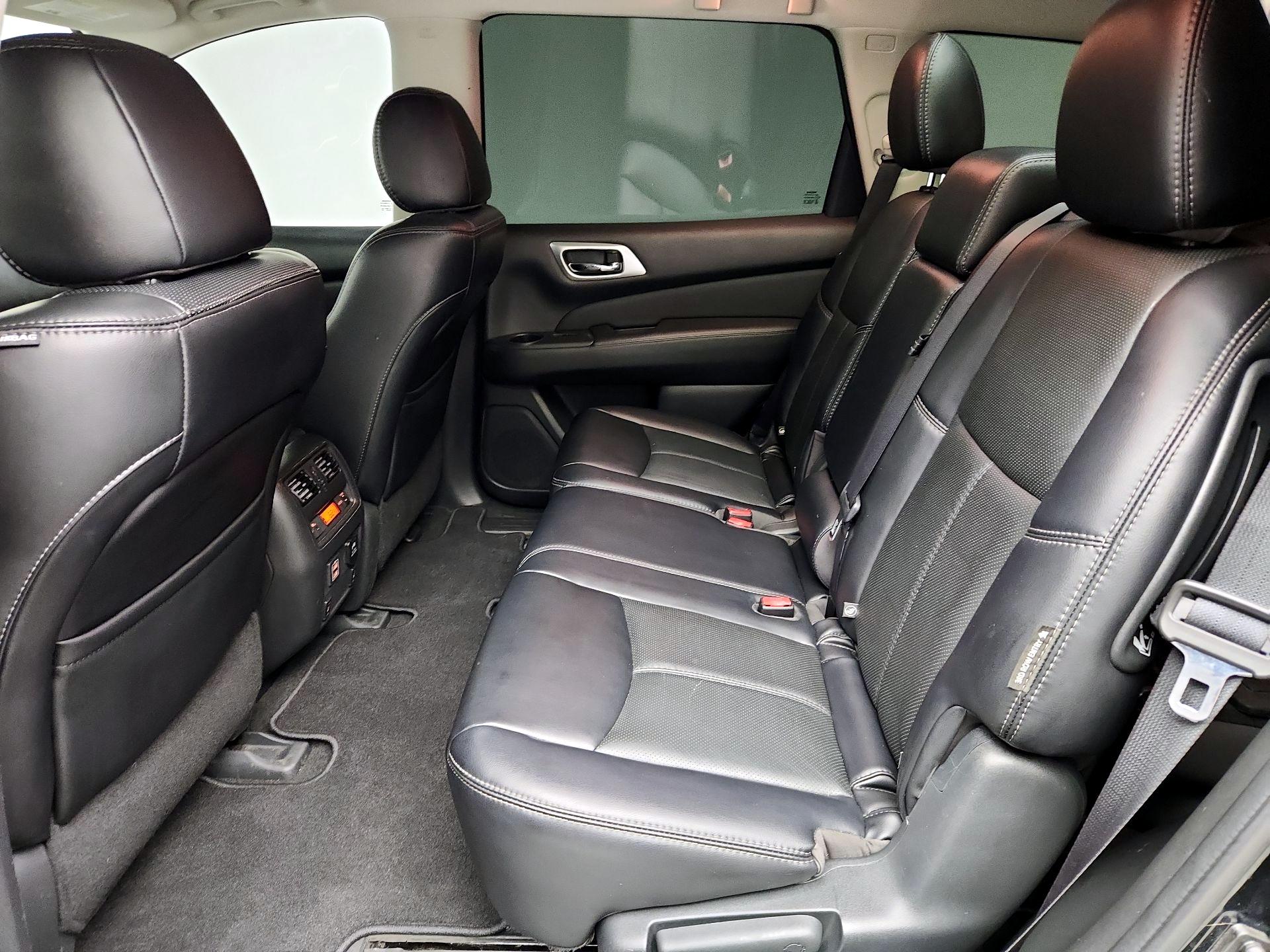 Thumbnail: 2018 Nissan Pathfinder - 19
