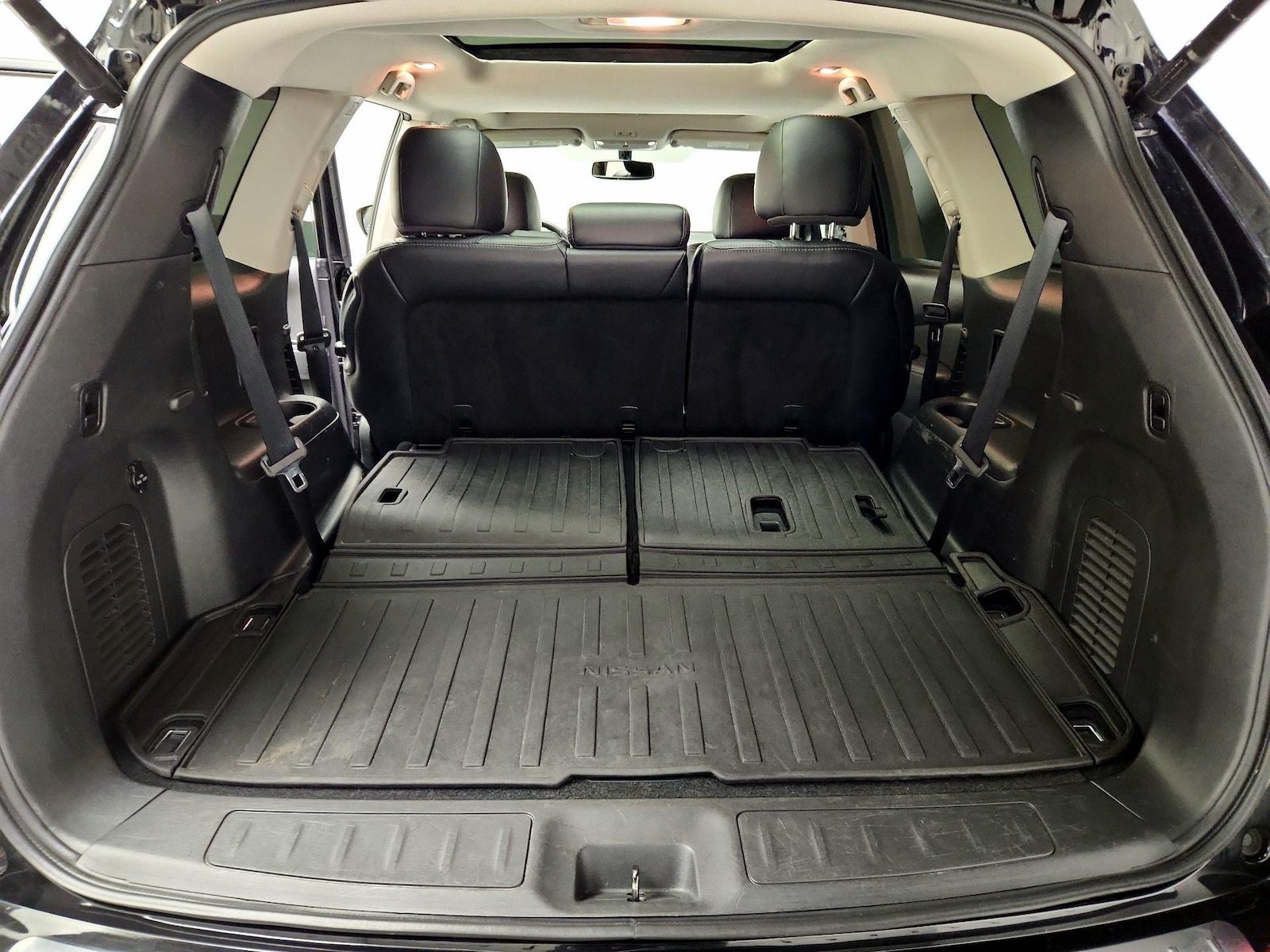 2018 Nissan Pathfinder Platinum - Photo 23