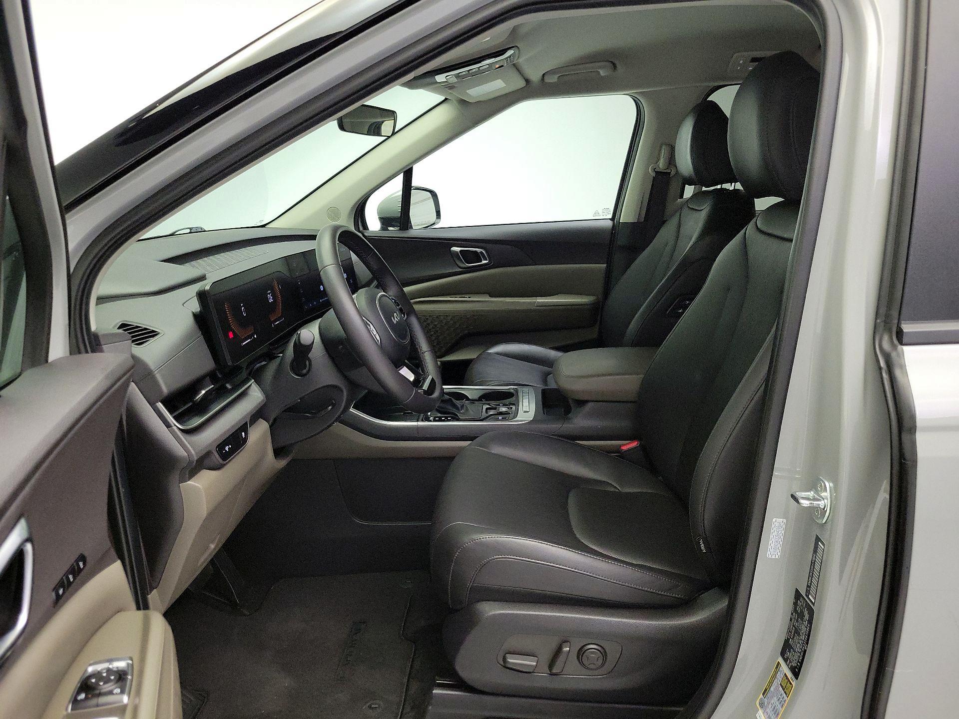 Thumbnail: 2025 Kia Carnival - 11