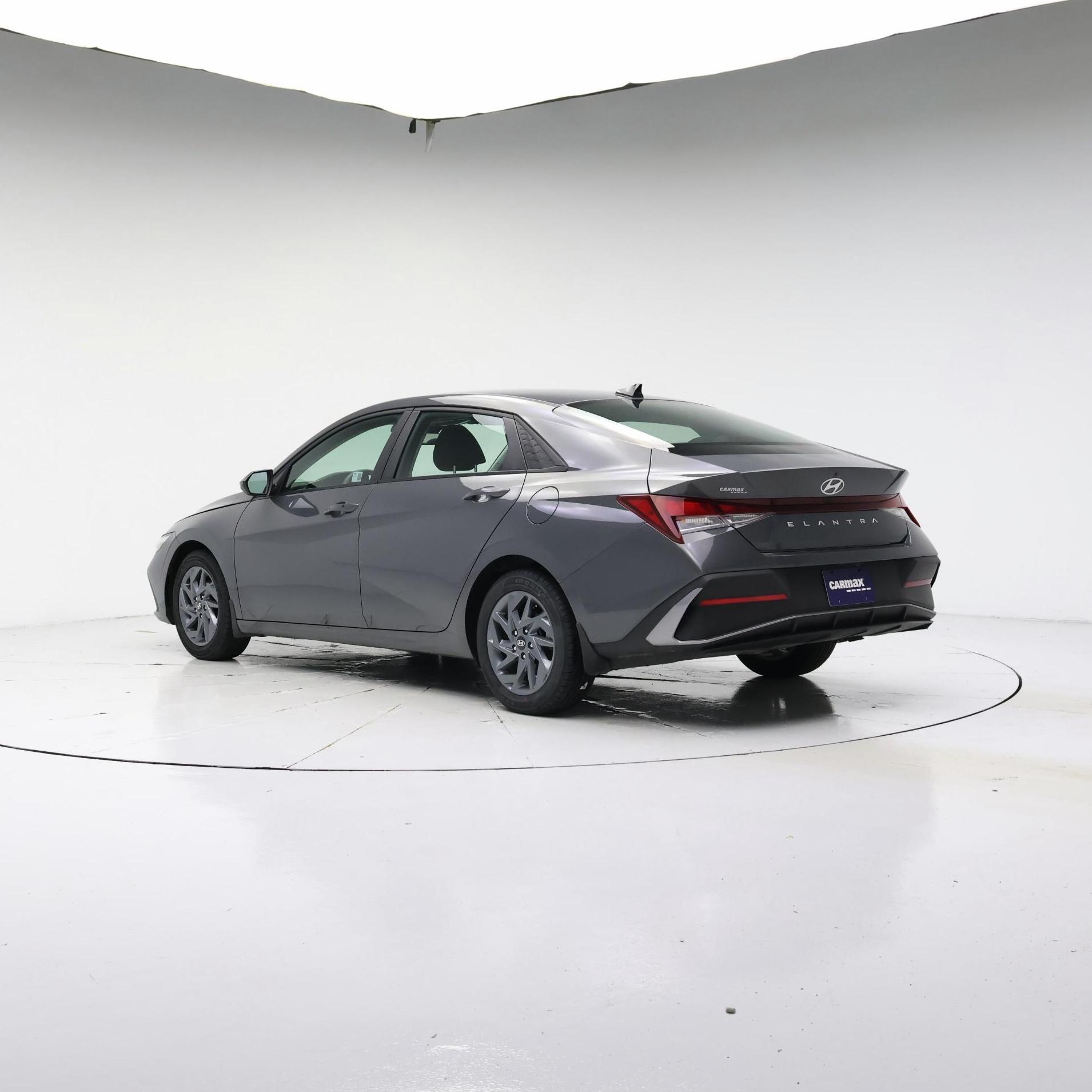 Thumbnail: 2024 Hyundai Elantra - 2
