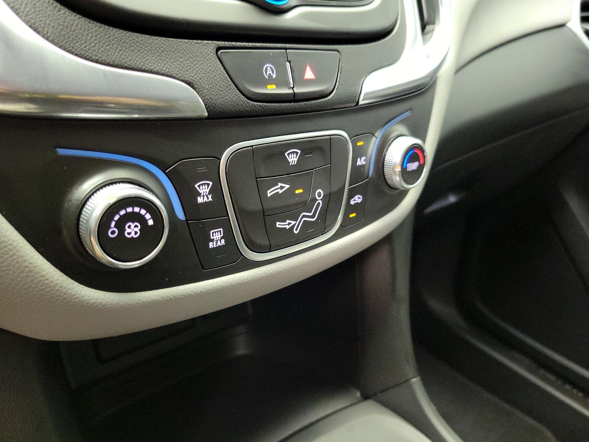 Thumbnail: 2022 Chevrolet Equinox - 16