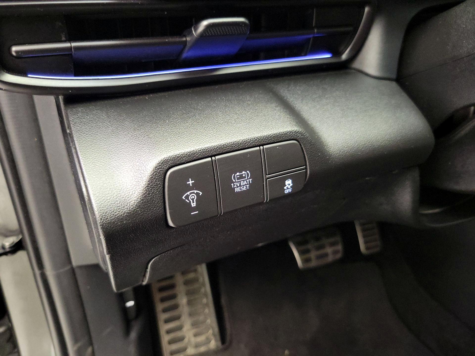 Thumbnail: 2025 Hyundai Elantra - 13