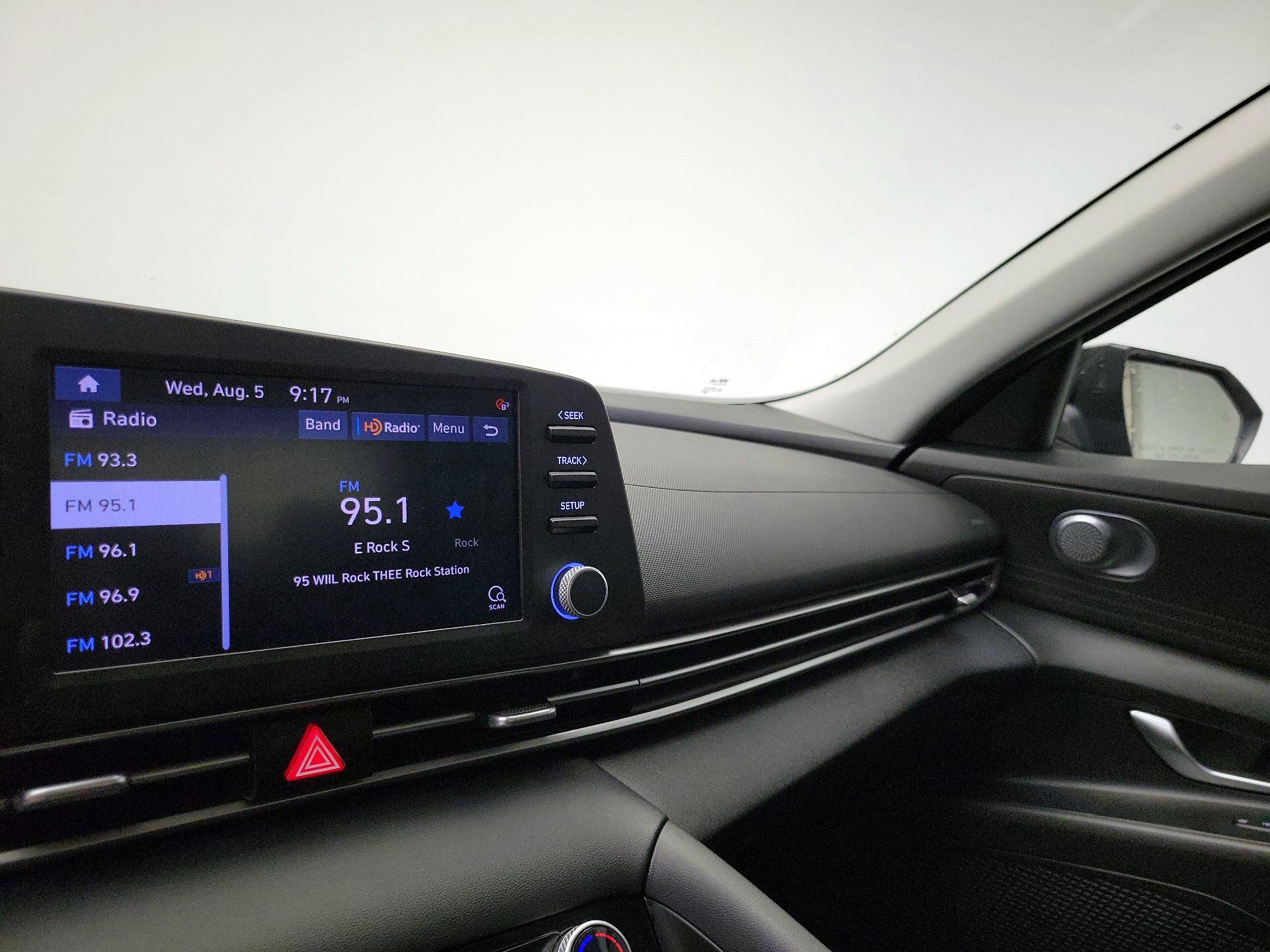 Thumbnail: 2023 Hyundai Elantra - 15