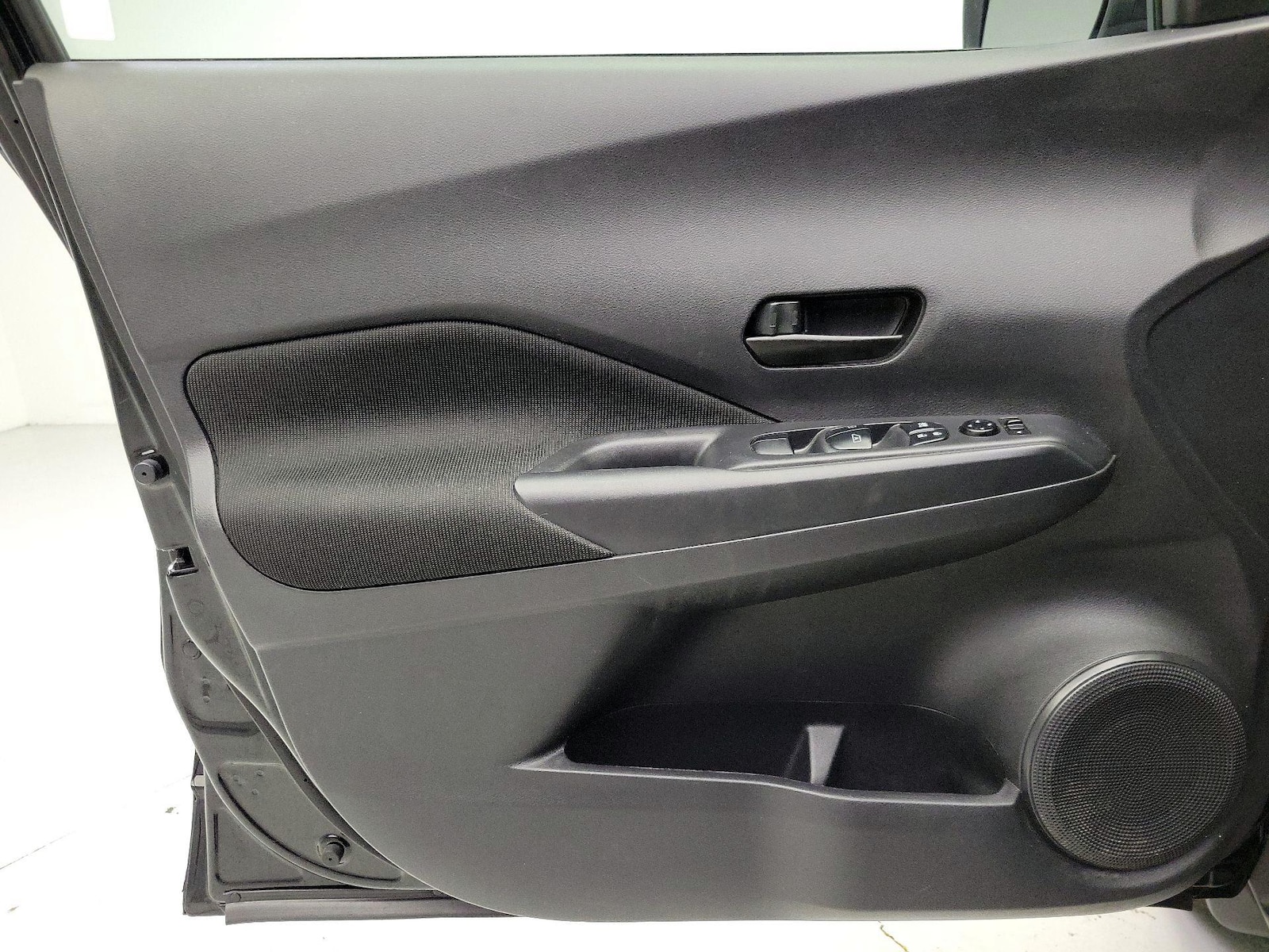 2024 Nissan Kicks S - Photo 13