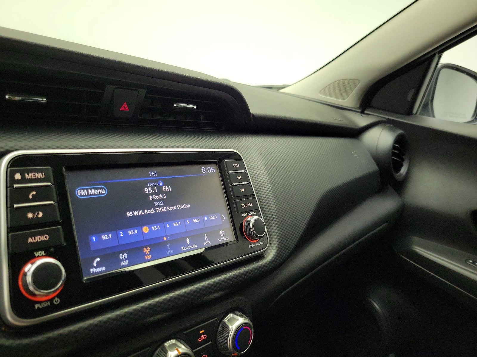 2024 Nissan Kicks S - Photo 17