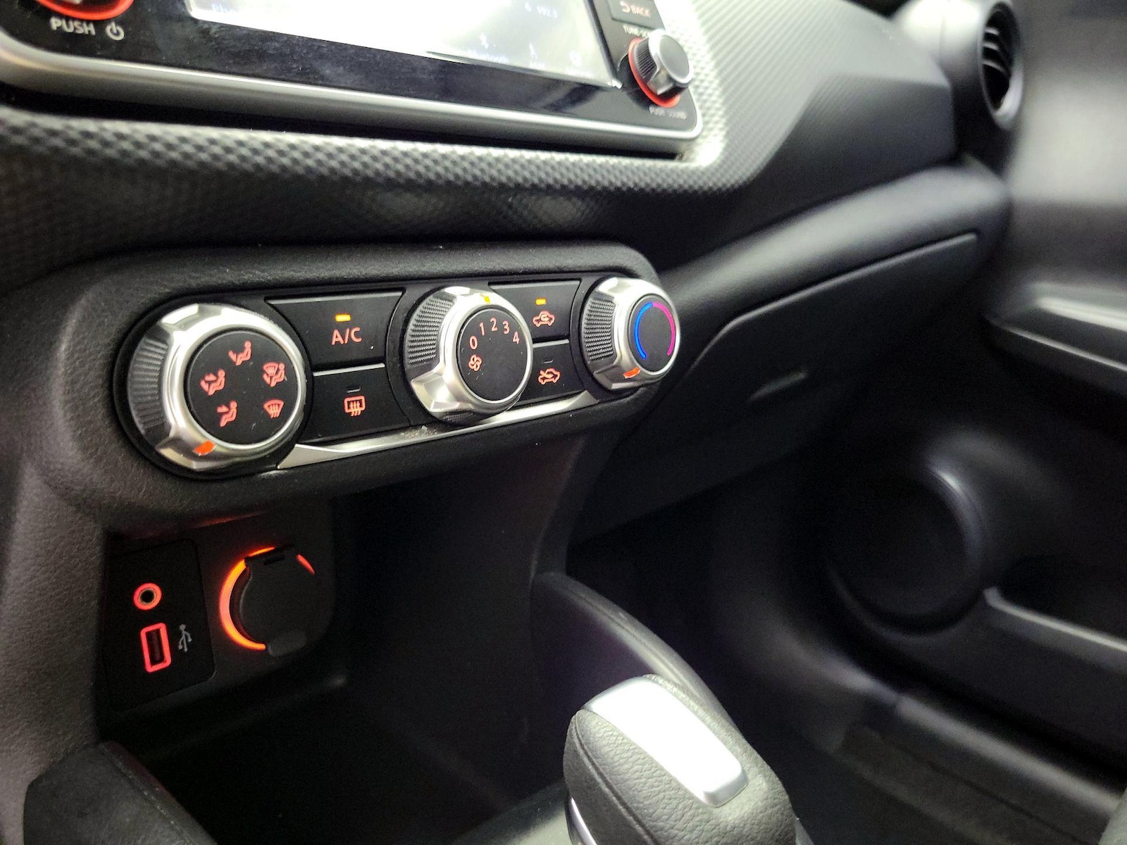 2024 Nissan Kicks S - Photo 18