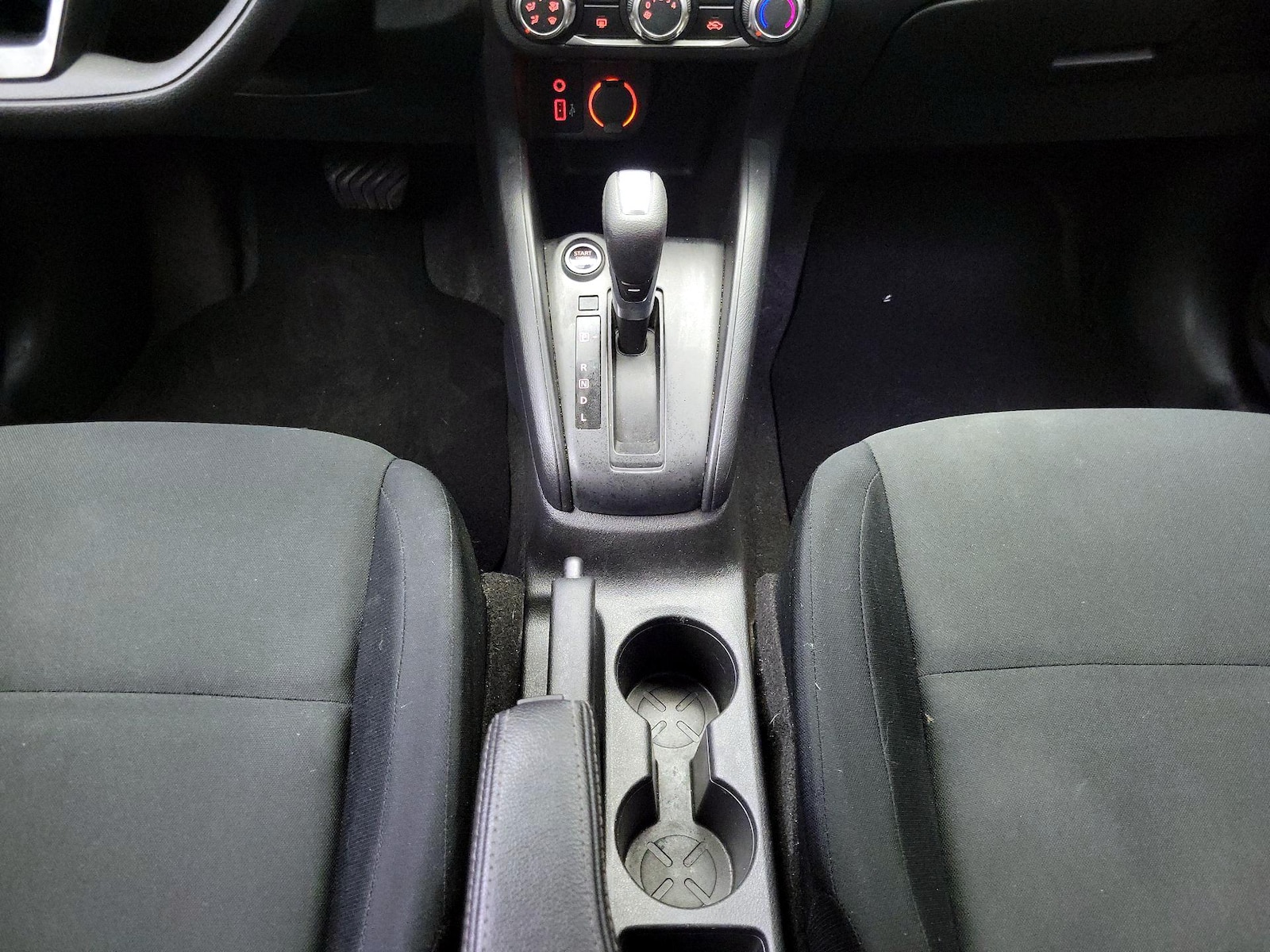 2024 Nissan Kicks S - Photo 19