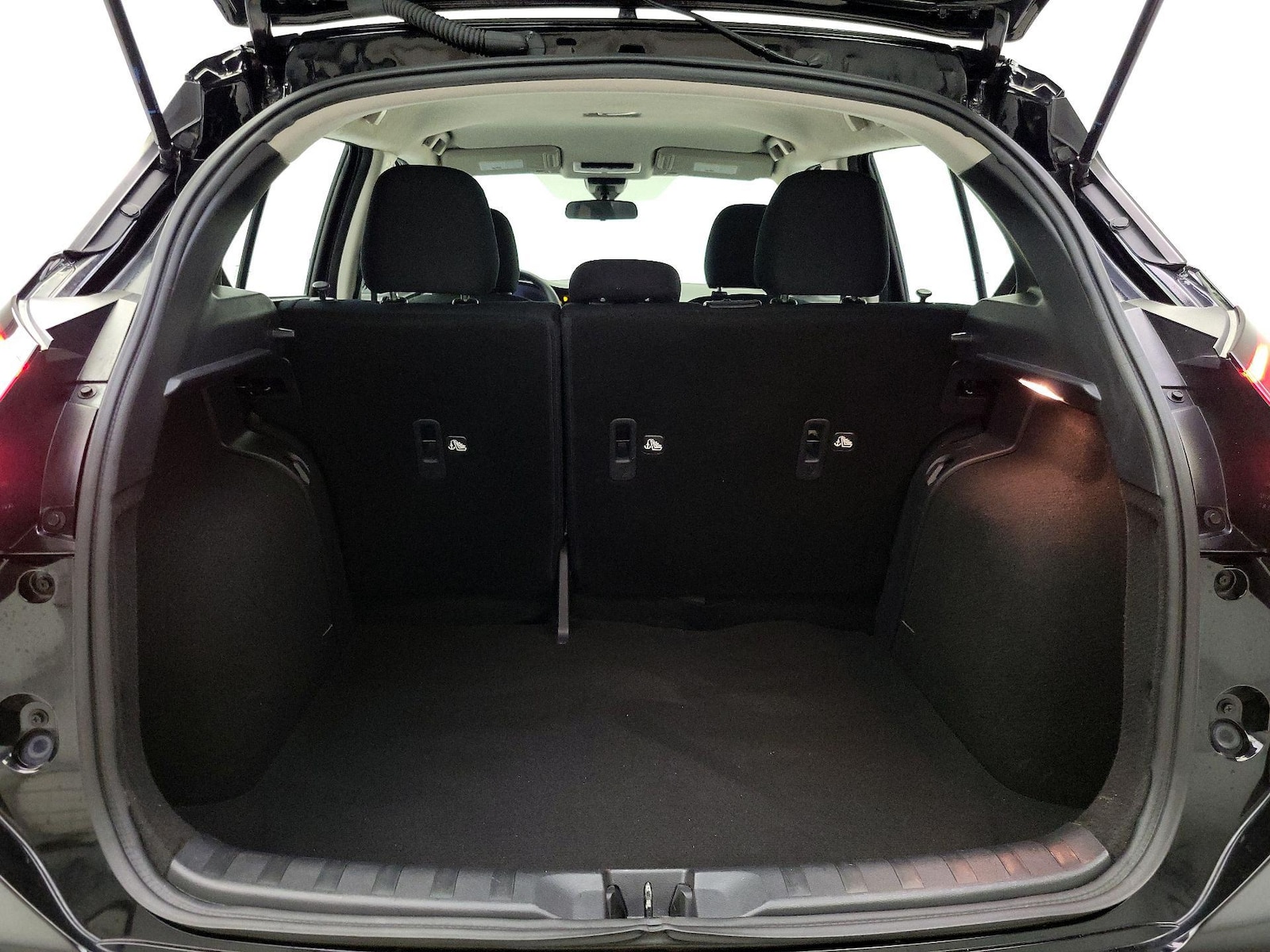 2024 Nissan Kicks S - Photo 22