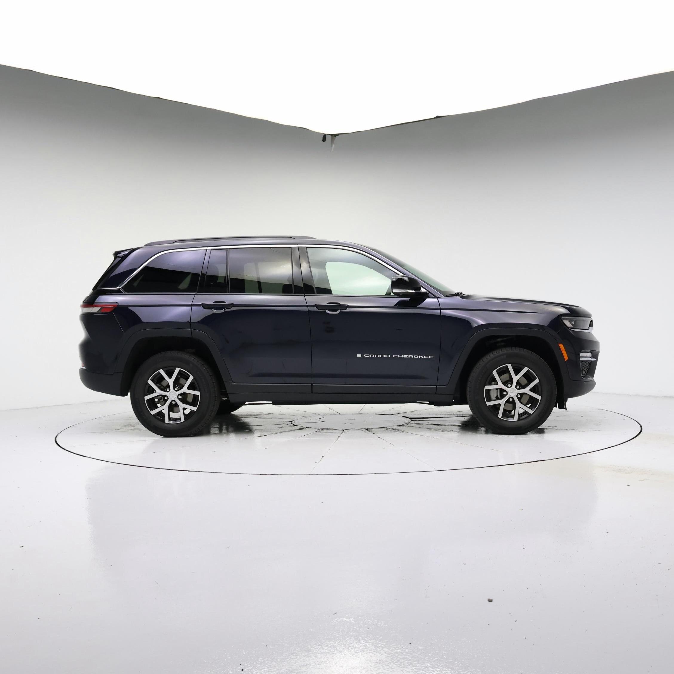 Thumbnail: 2024 Jeep Grand Cherokee - 7
