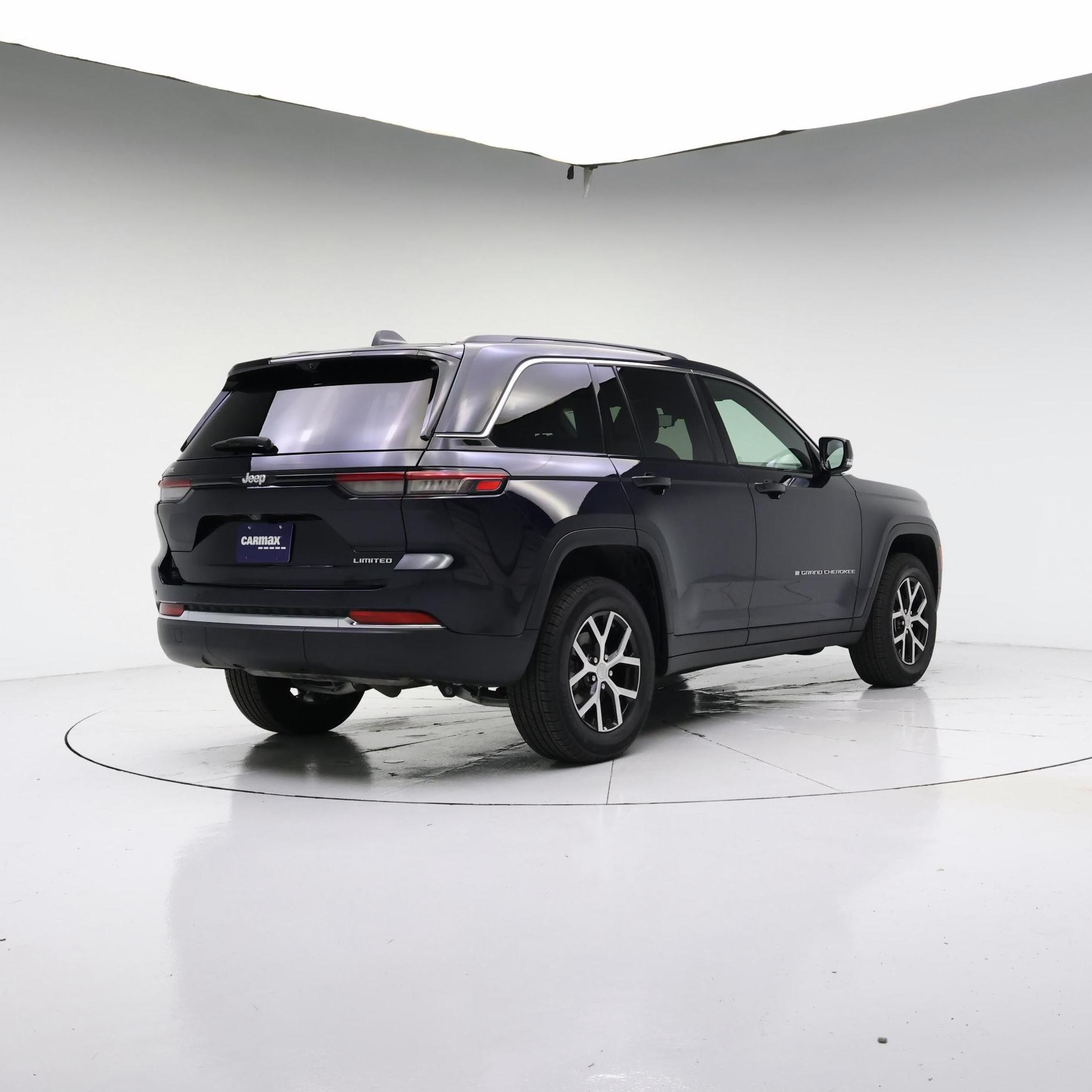 Thumbnail: 2024 Jeep Grand Cherokee - 8