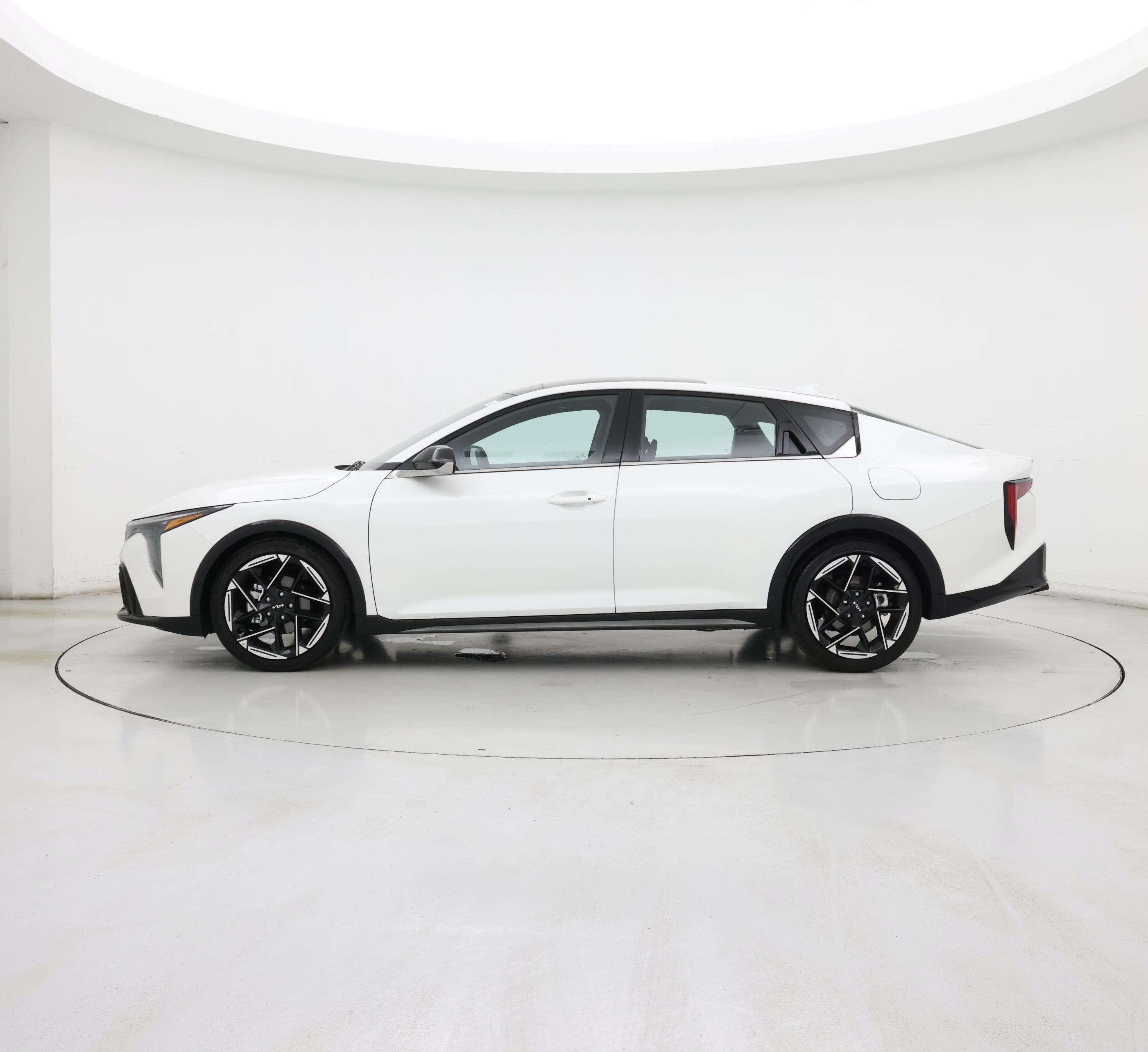 Thumbnail: 2026 Kia K4 - 3