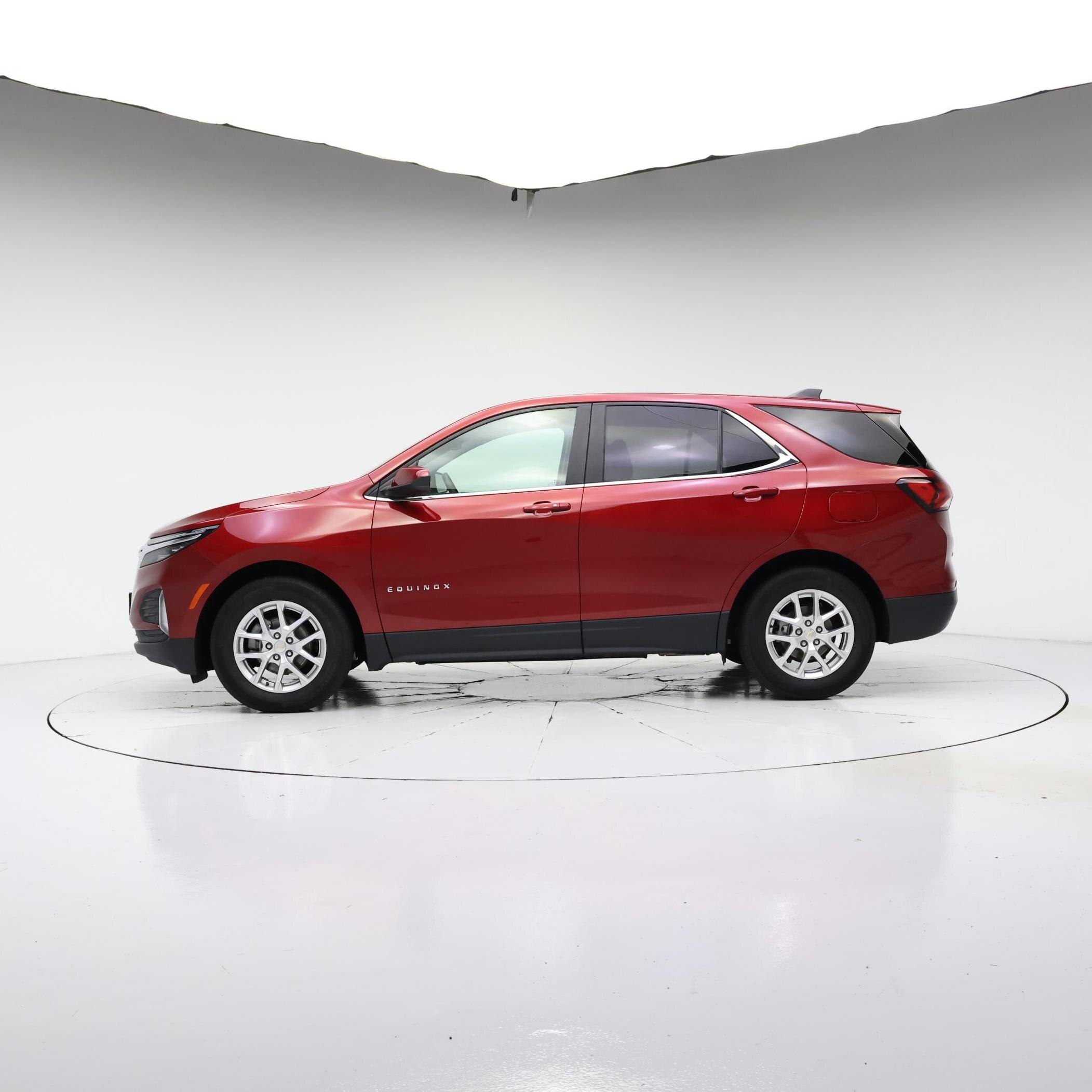 Thumbnail: 2023 Chevrolet Equinox - 3