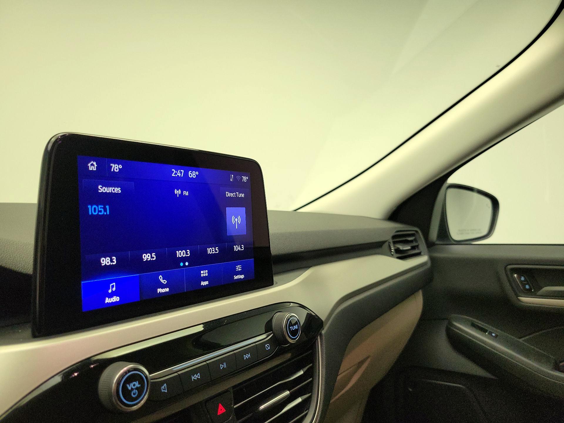 Thumbnail: 2022 Ford Escape - 15