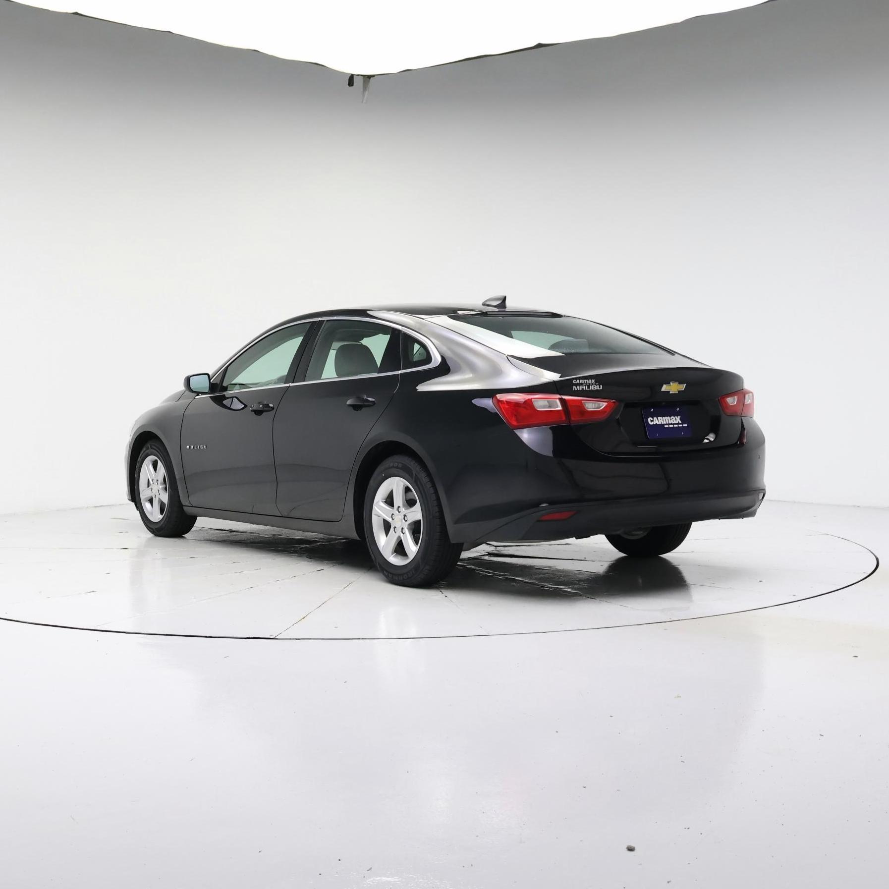 Thumbnail: 2022 Chevrolet Malibu - 2