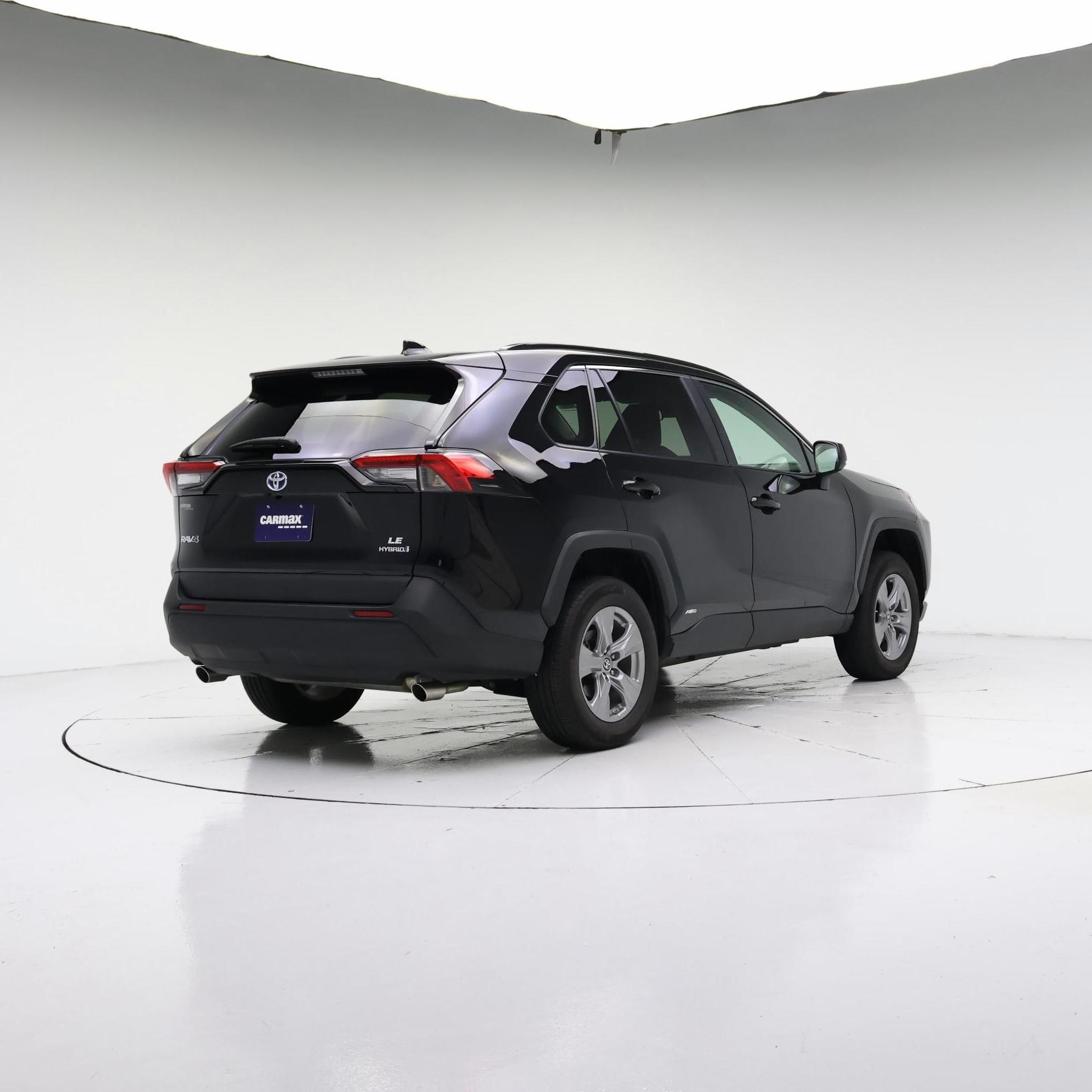 Thumbnail: 2022 Toyota RAV4 - 8
