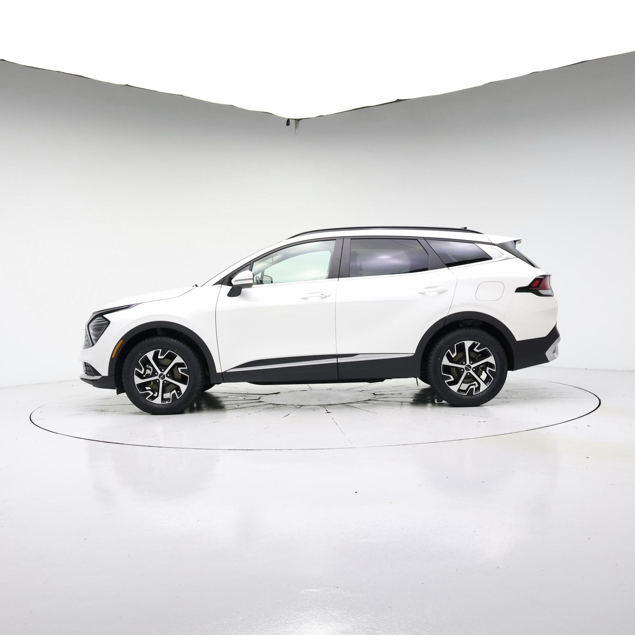 Thumbnail: 2024 Kia Sportage - 3