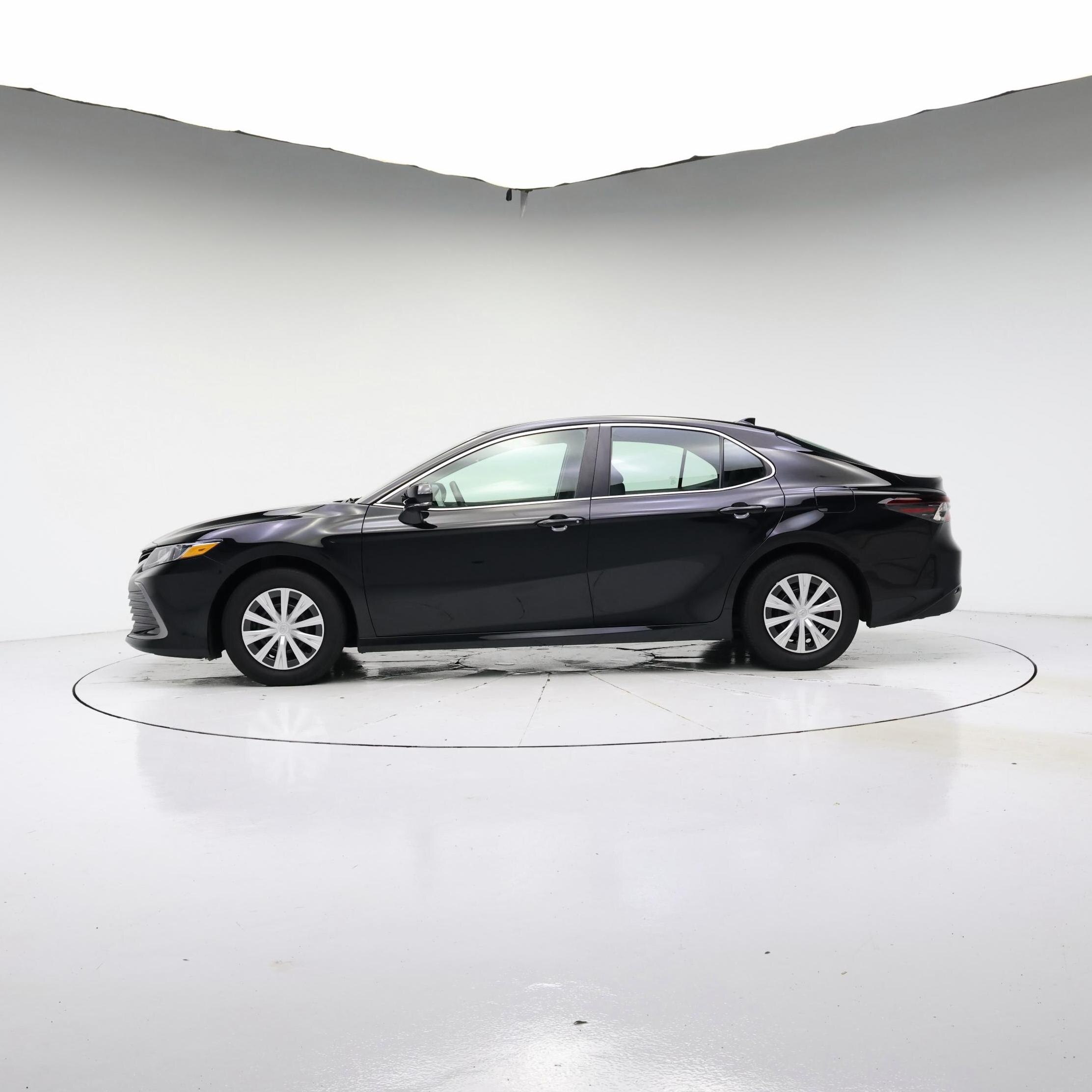 Thumbnail: 2023 Toyota Camry - 3