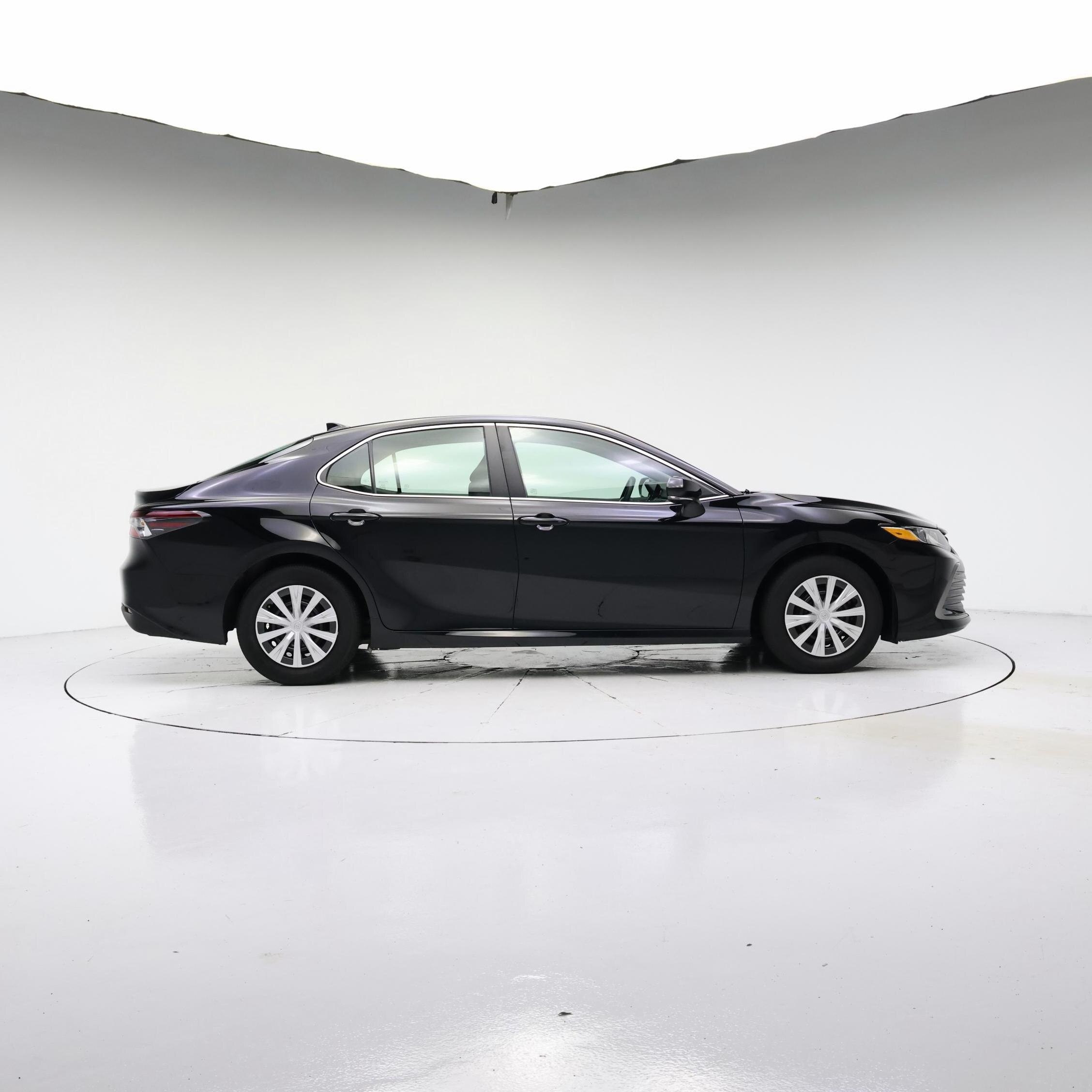 Thumbnail: 2023 Toyota Camry - 7