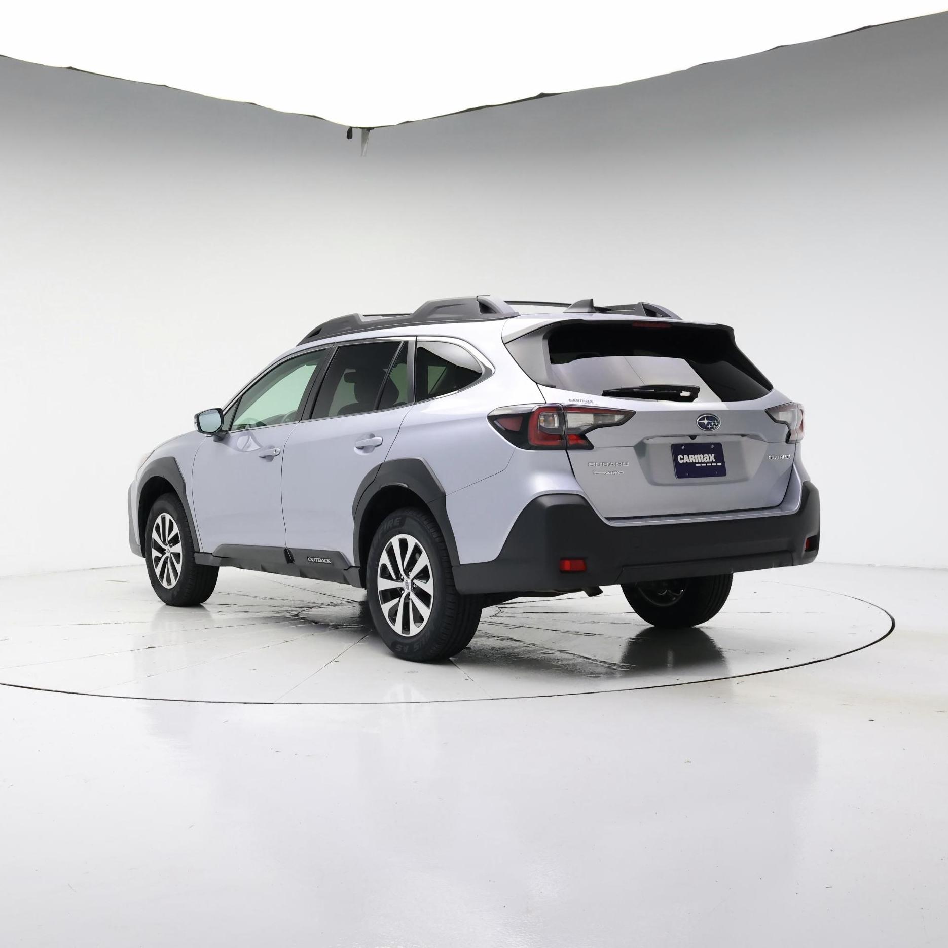Thumbnail: 2023 Subaru Outback - 2