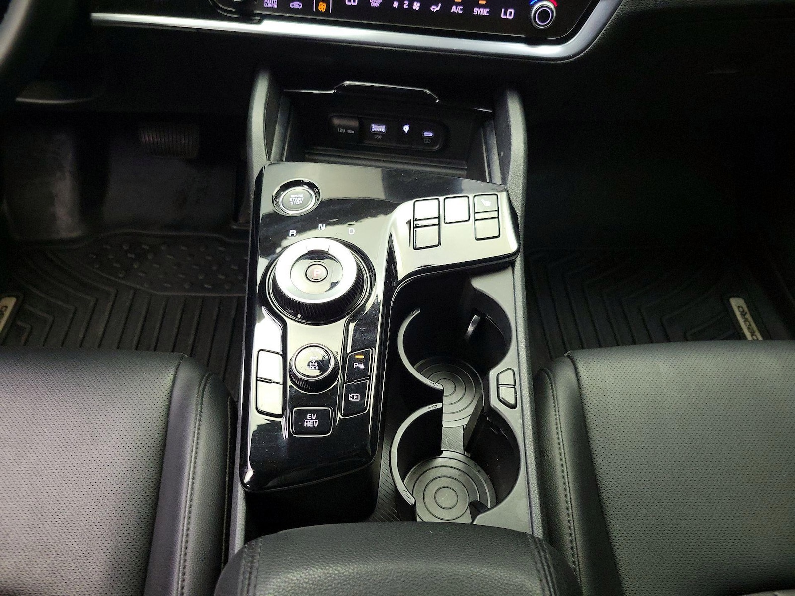 Photo 19
