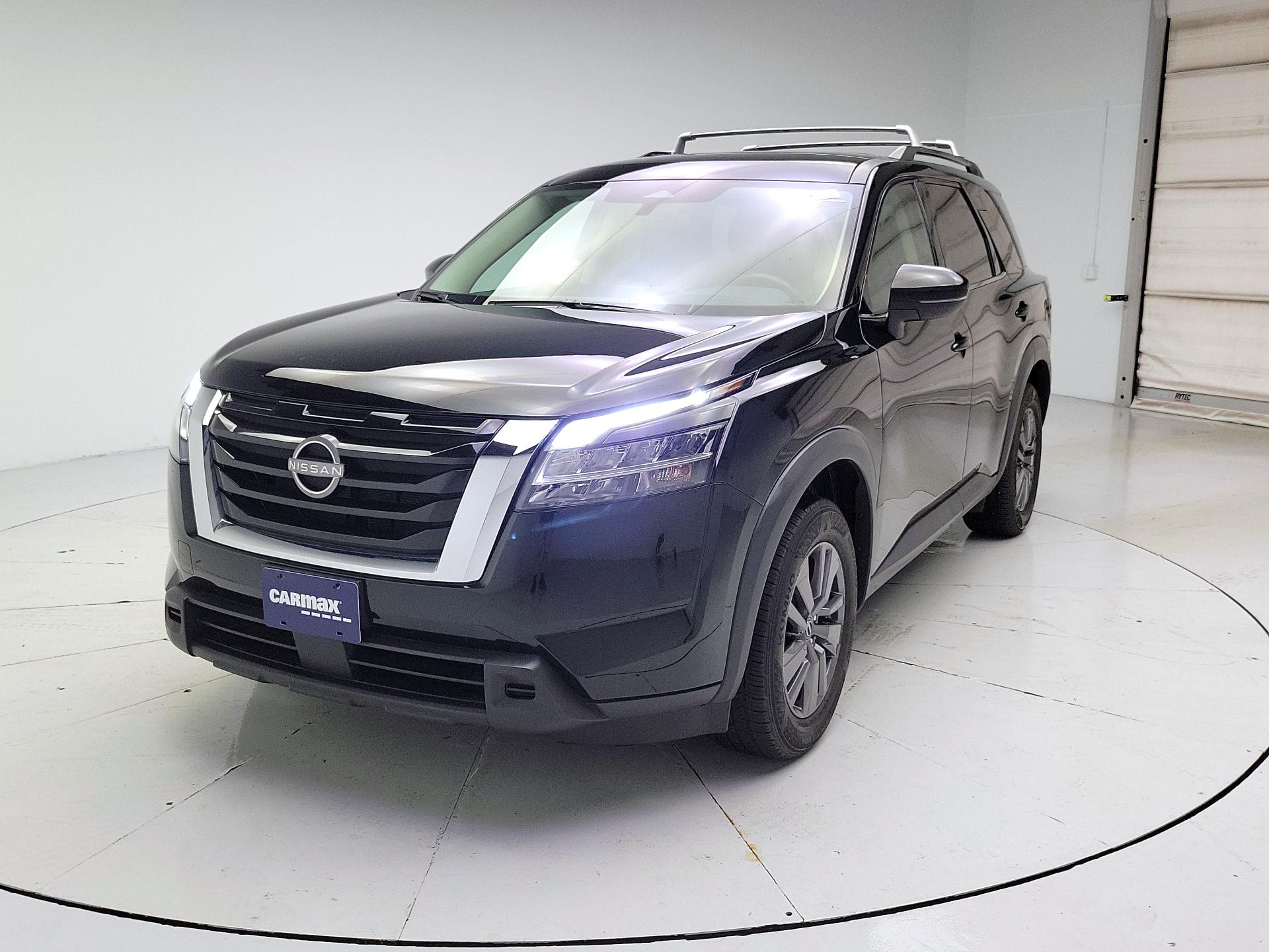 Thumbnail: 2022 Nissan Pathfinder - 3