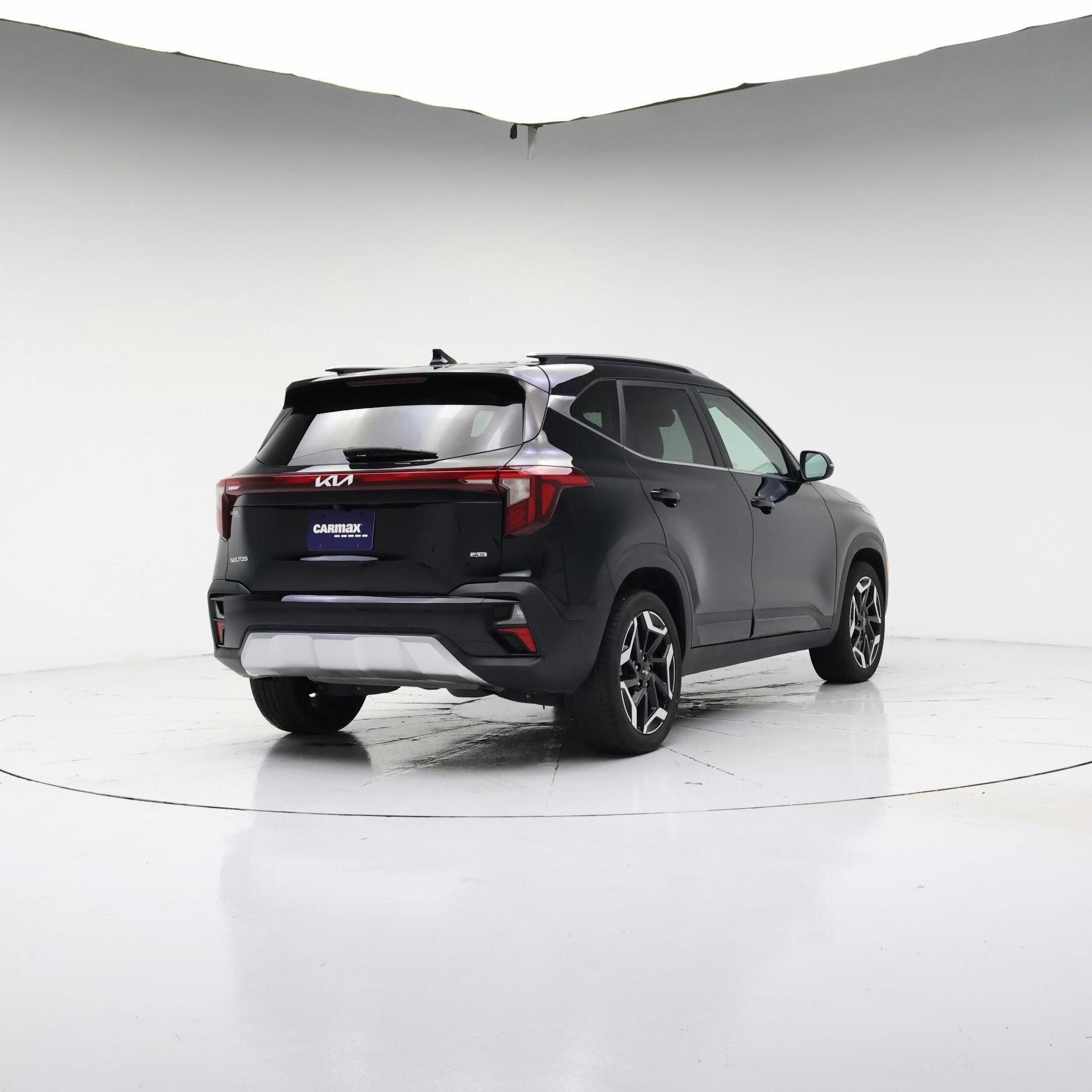 Thumbnail: 2024 Kia Seltos - 4