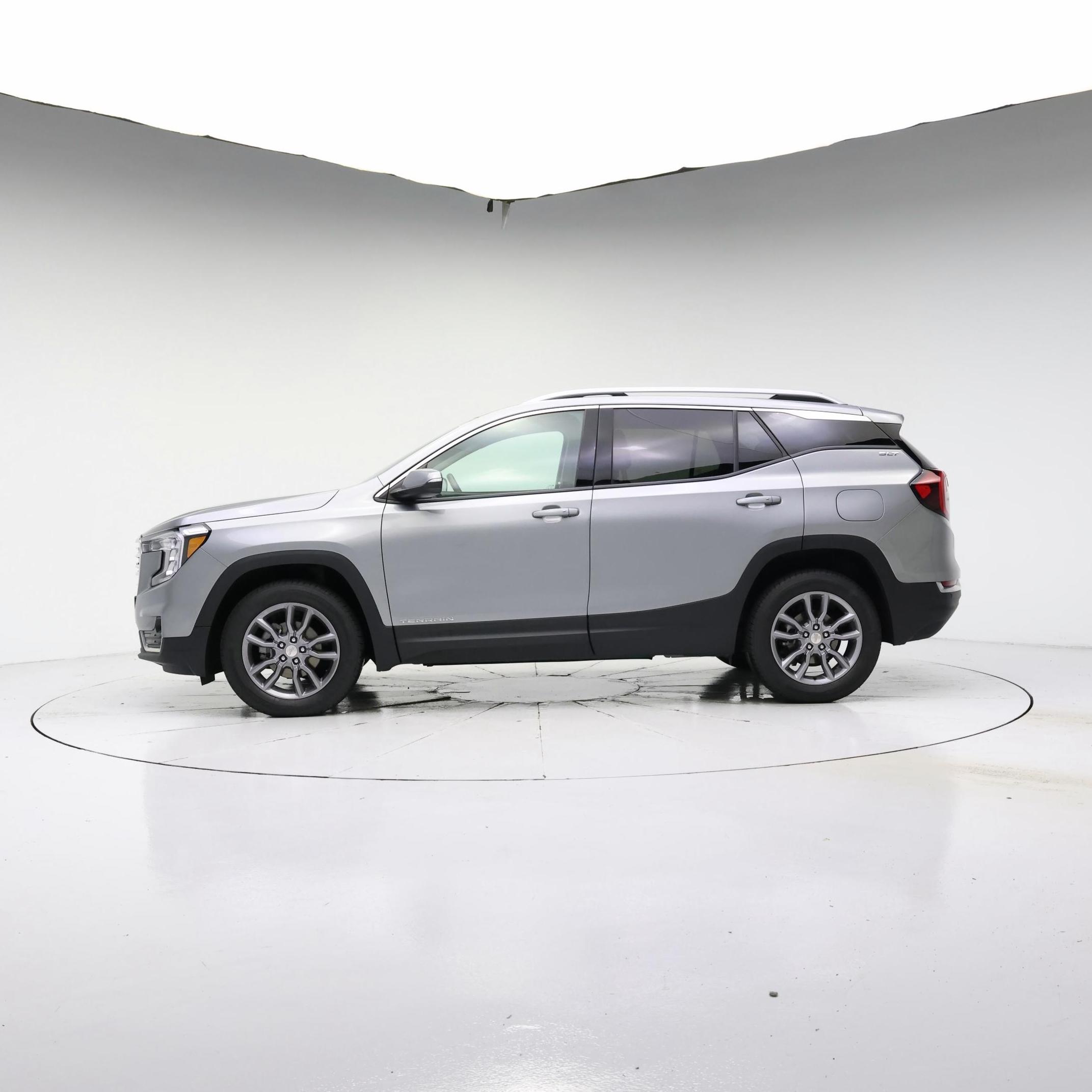 Thumbnail: 2024 GMC Terrain - 3