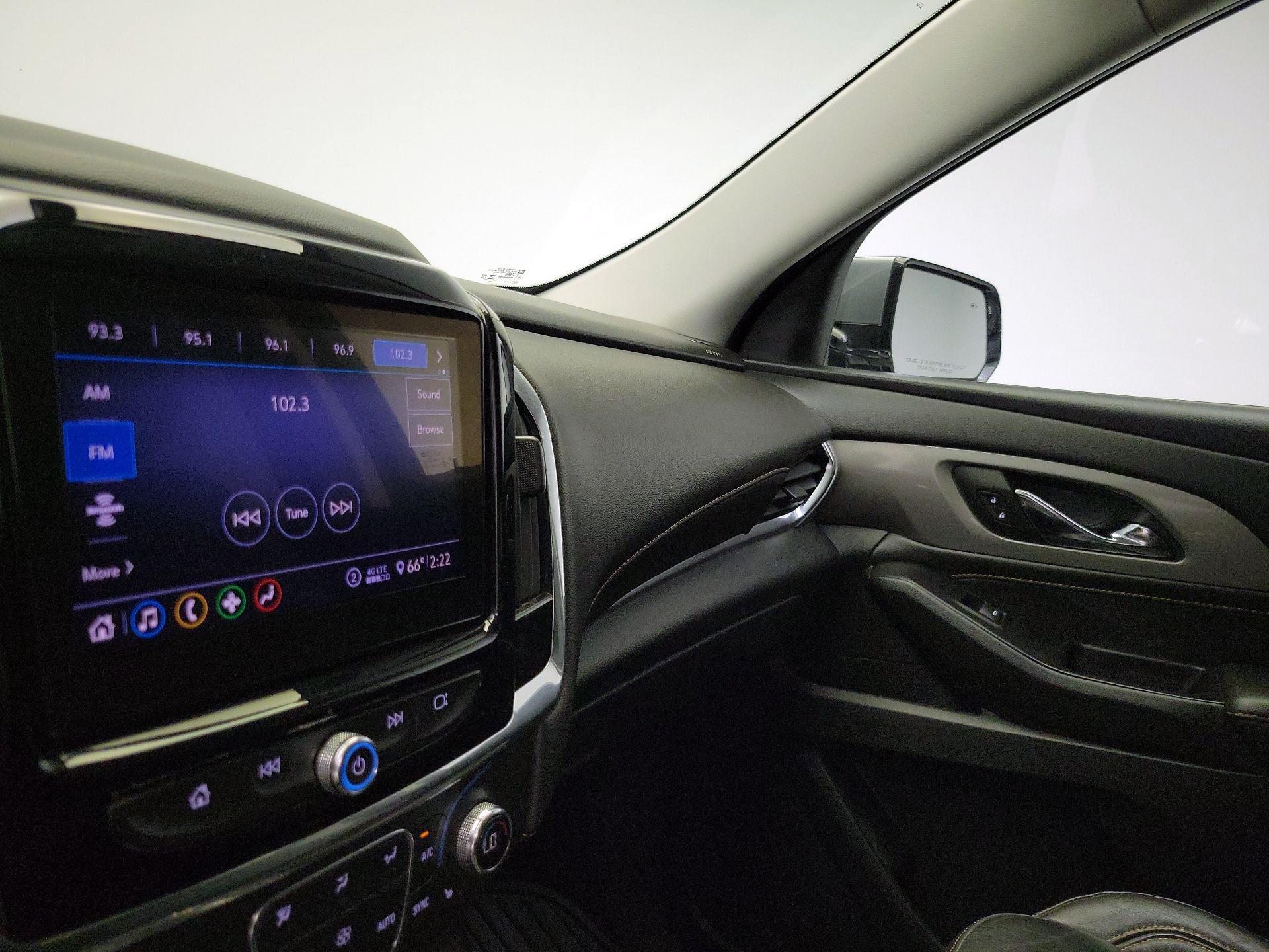 Thumbnail: 2020 Chevrolet Traverse - 15