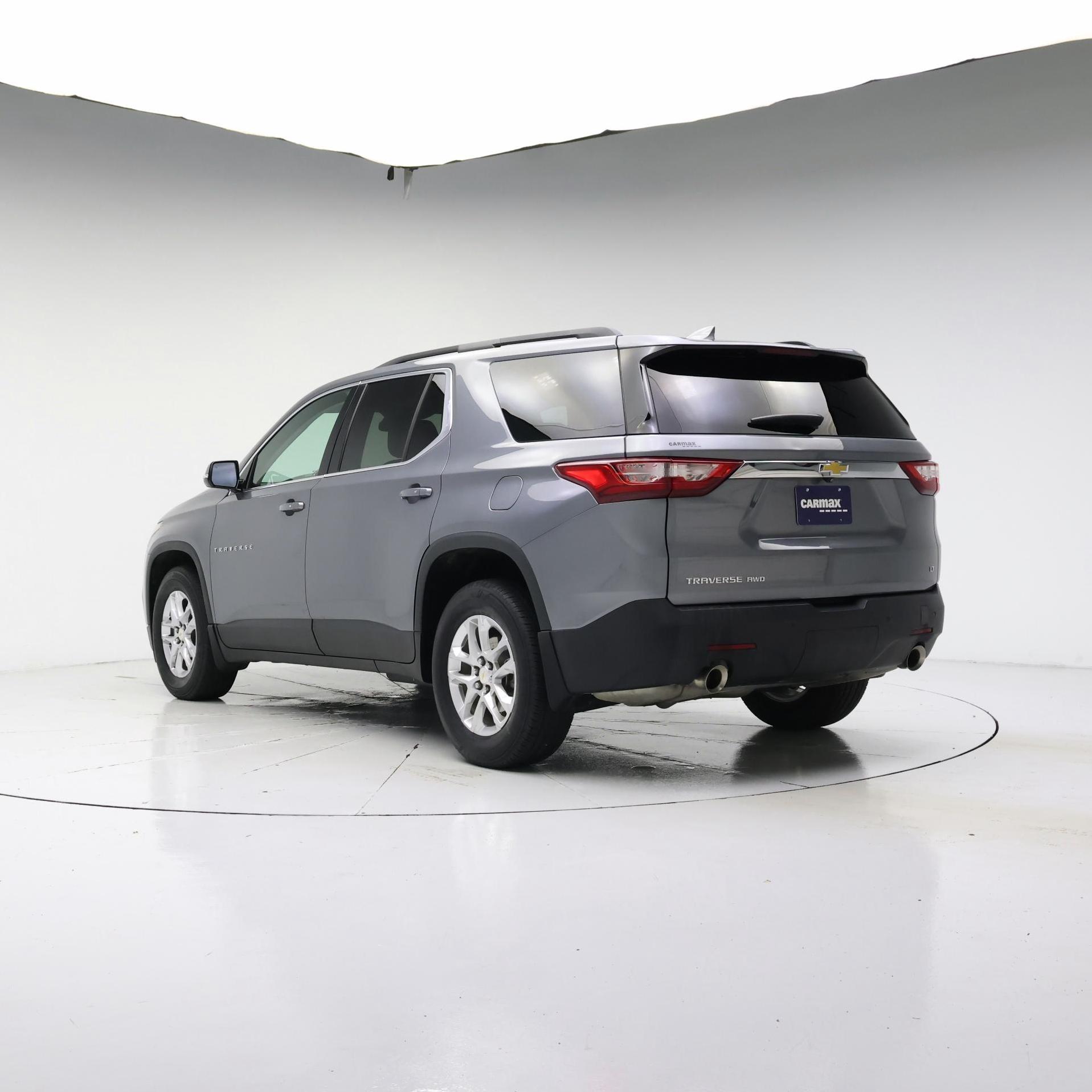 Thumbnail: 2020 Chevrolet Traverse - 2