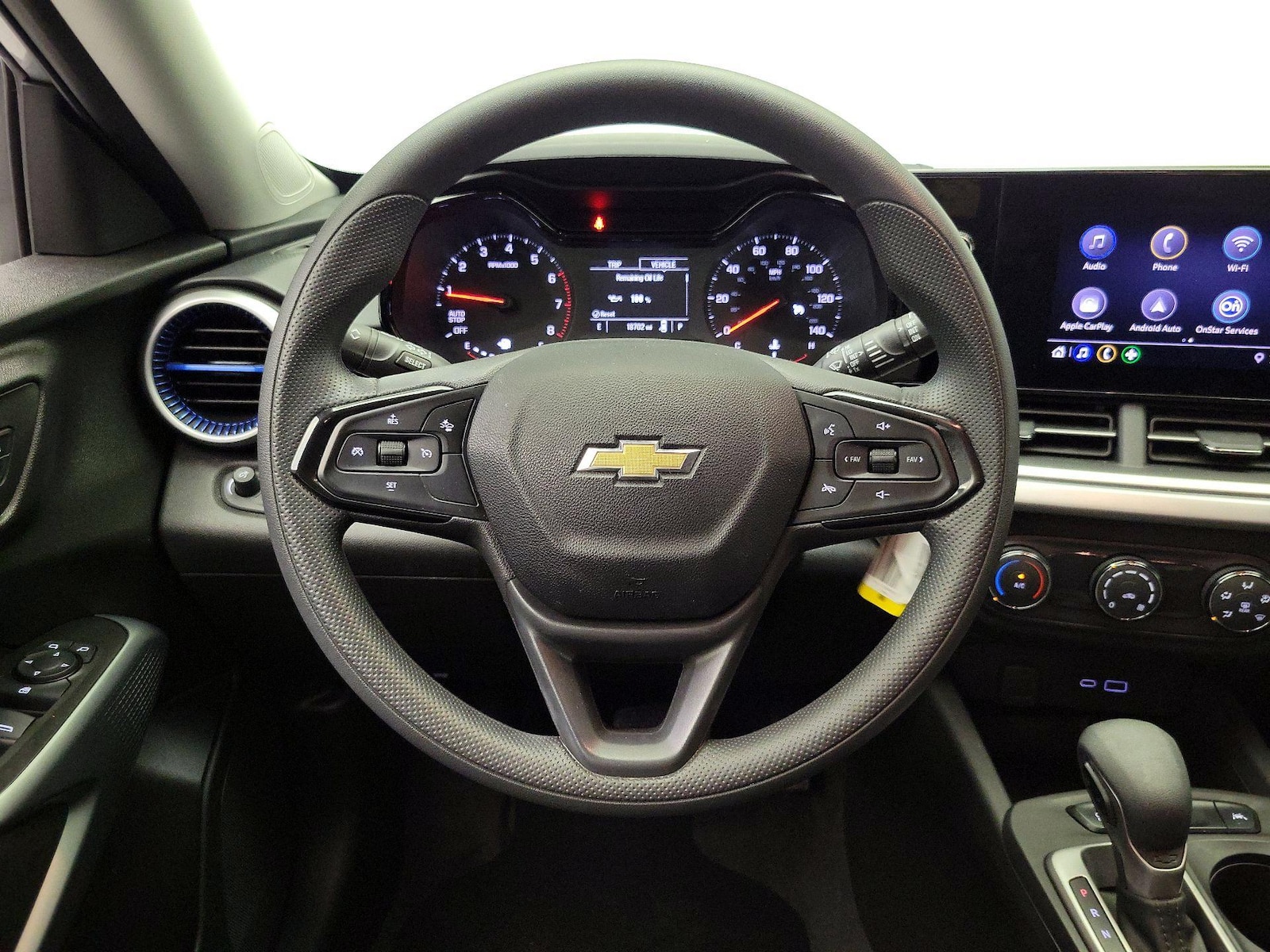 2024 Chevrolet Trax LS - Photo 11