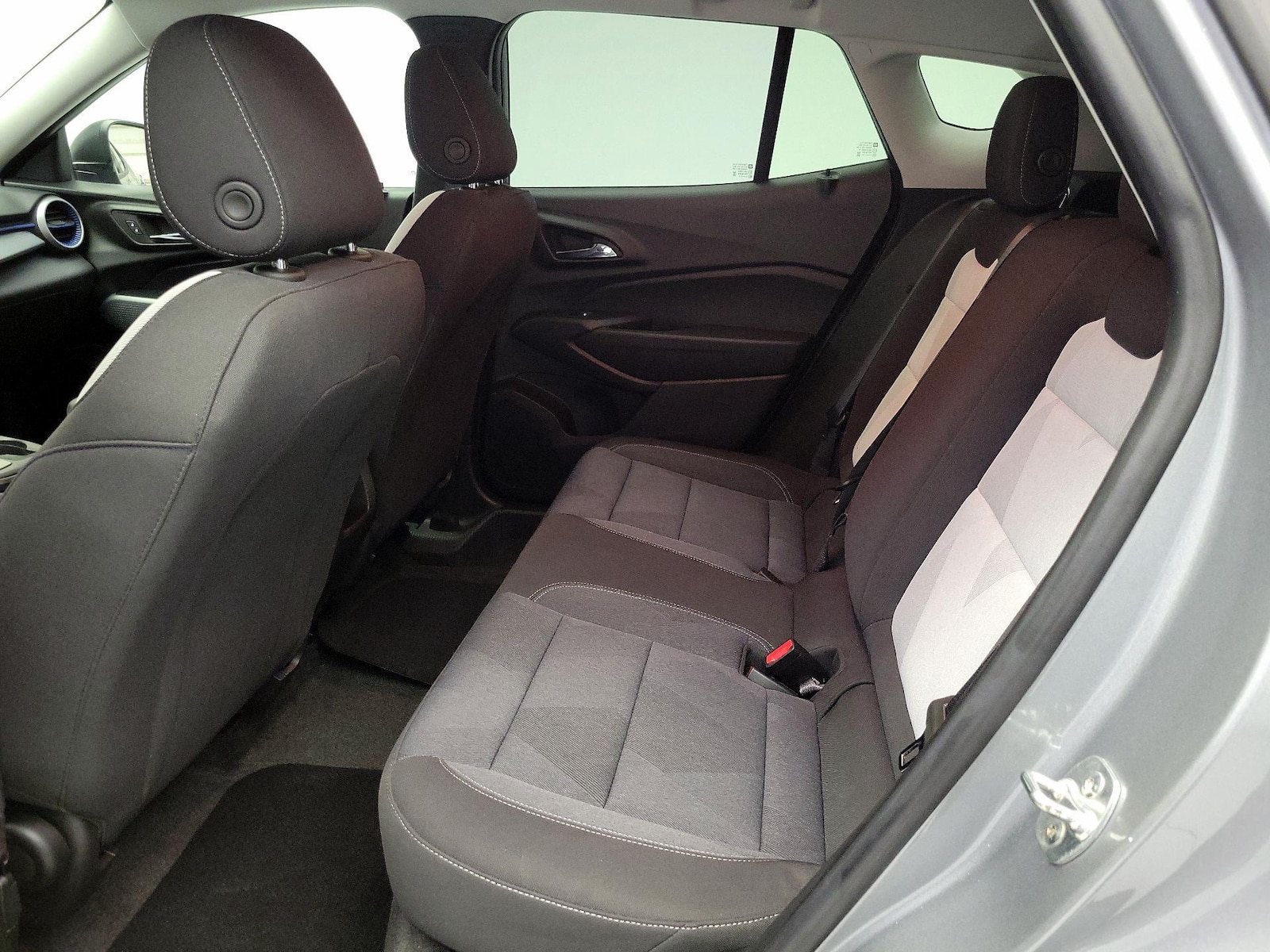 2024 Chevrolet Trax LS - Photo 20
