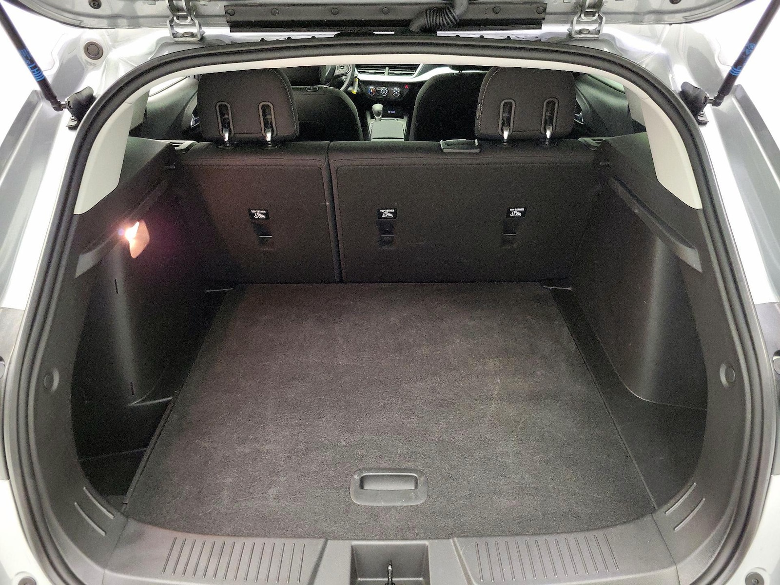 2024 Chevrolet Trax LS - Photo 21